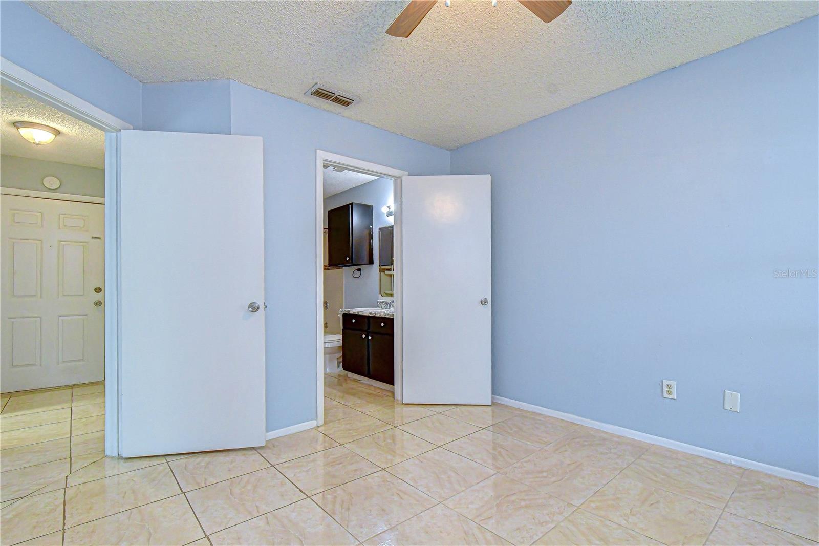 8723 Fancy Finch Unit 201, Tampa, FL 33614