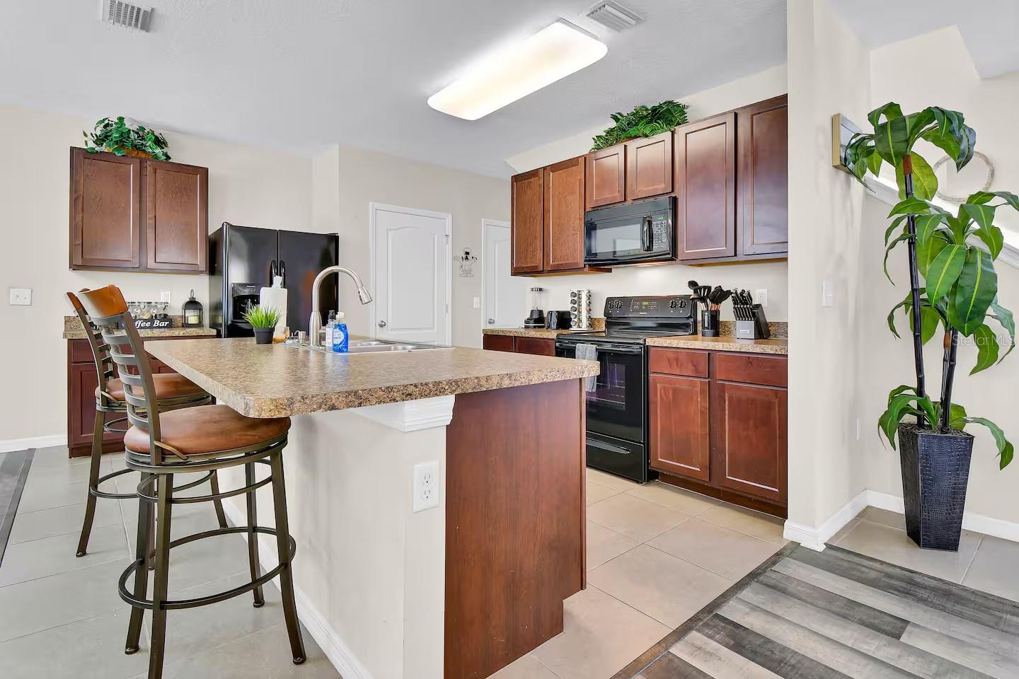 10108 Hawk Storm, Tampa, FL 33610