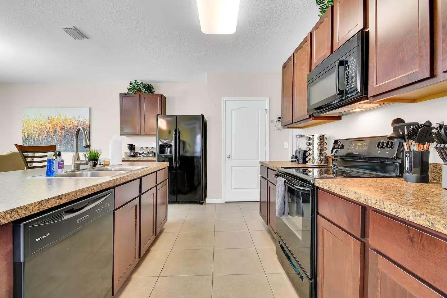10108 Hawk Storm, Tampa, FL 33610