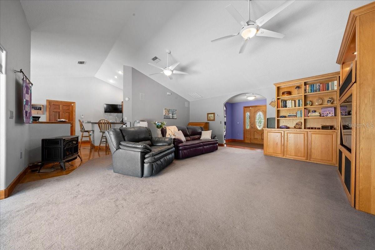 13456 Highway 318, Williston, FL 32696