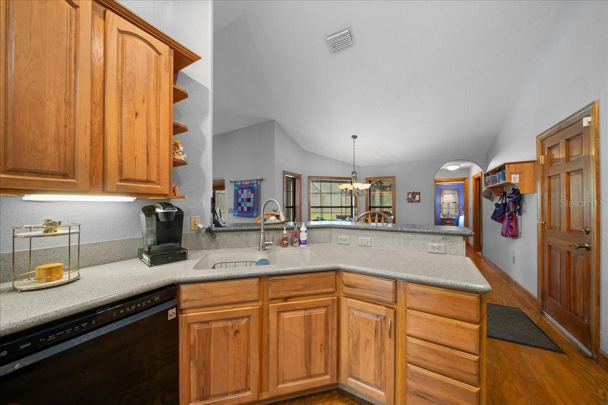 13456 Highway 318, Williston, FL 32696