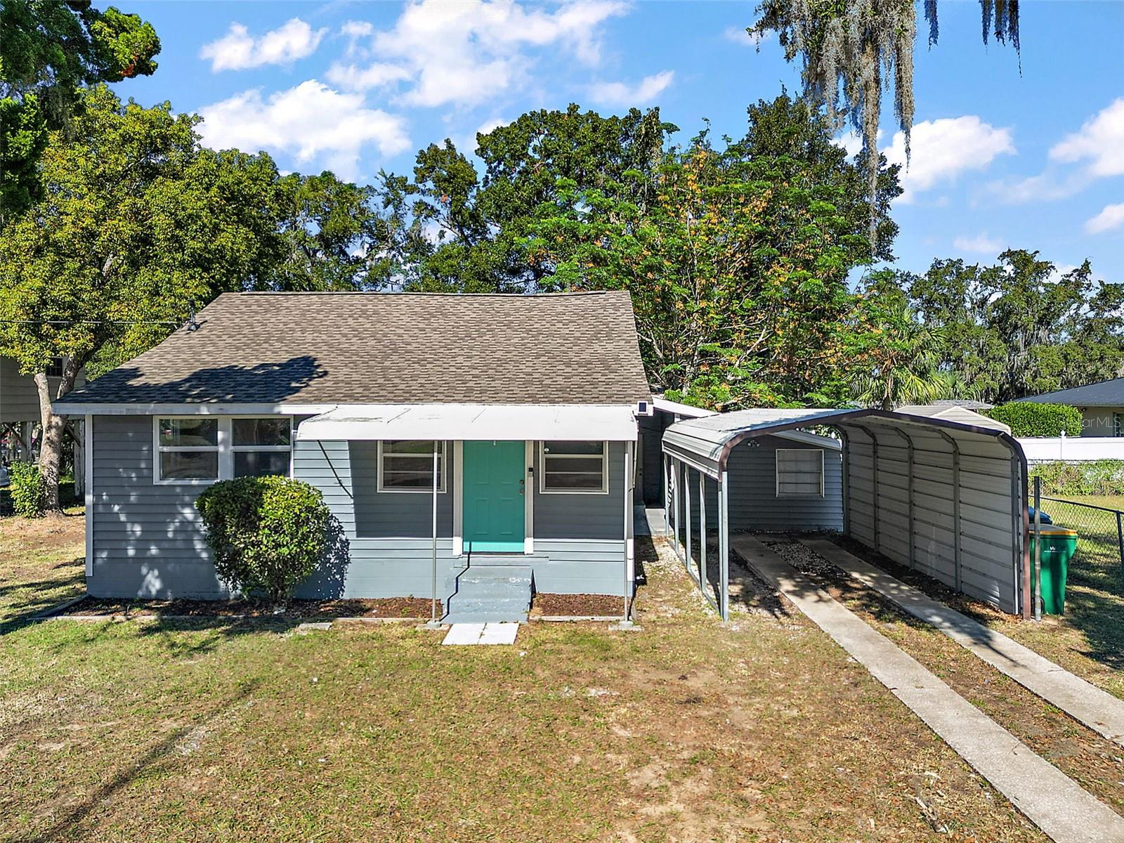 105 Stevens, Eustis, FL 32726