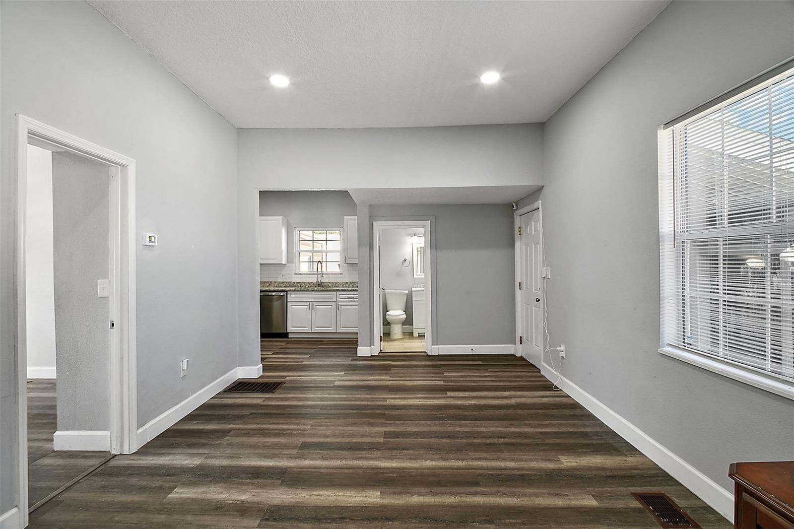 105 Stevens, Eustis, FL 32726