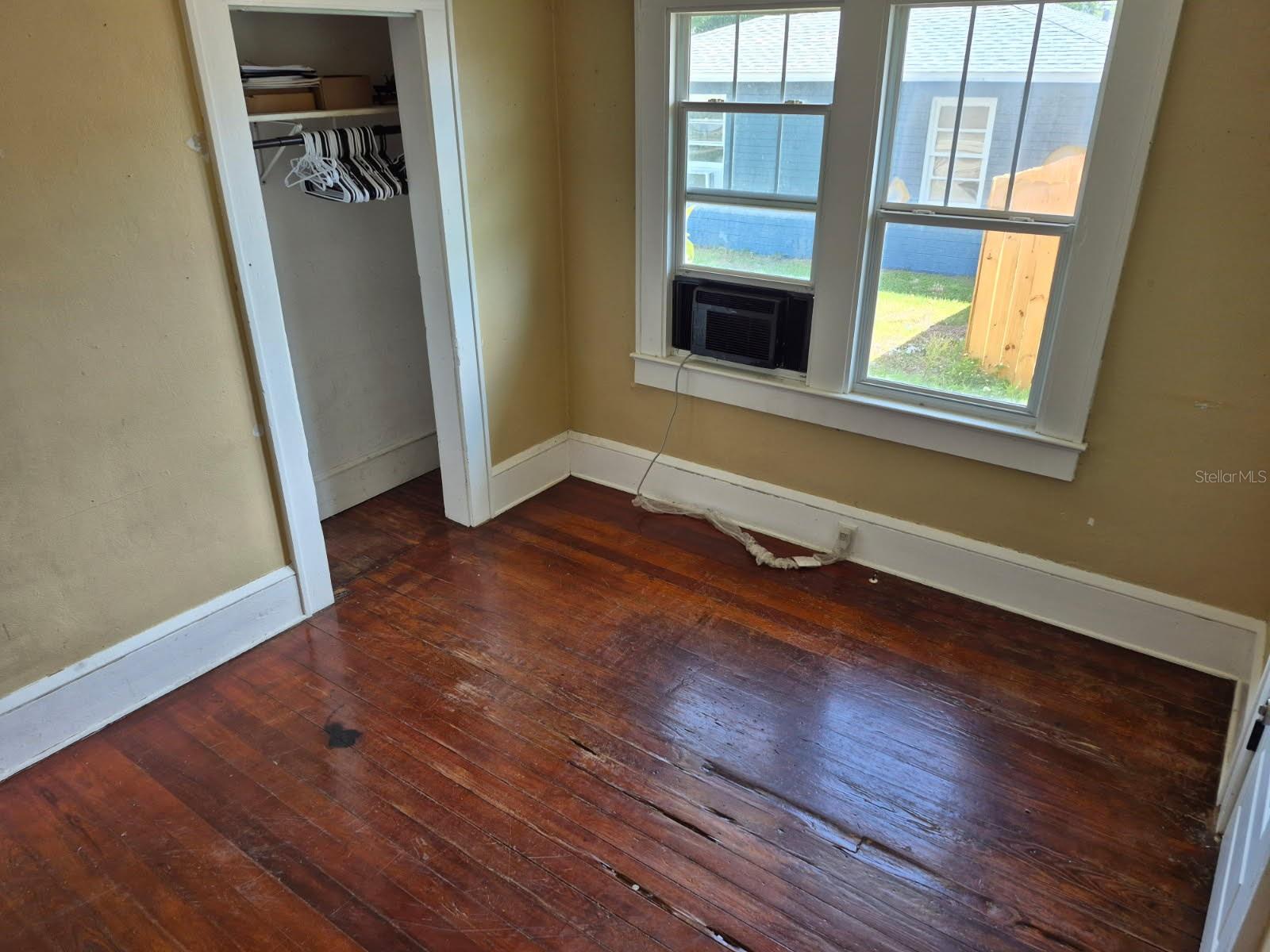 219 North, Daytona Beach, FL 32114