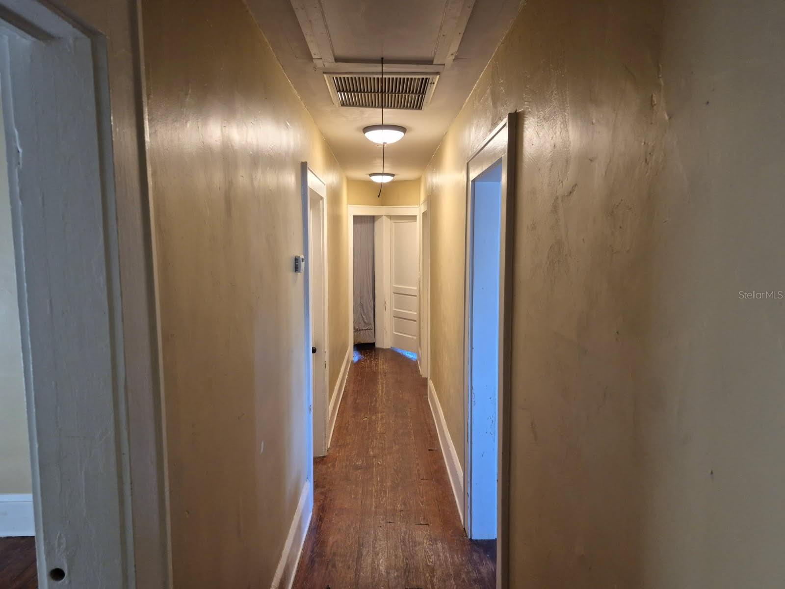219 North, Daytona Beach, FL 32114