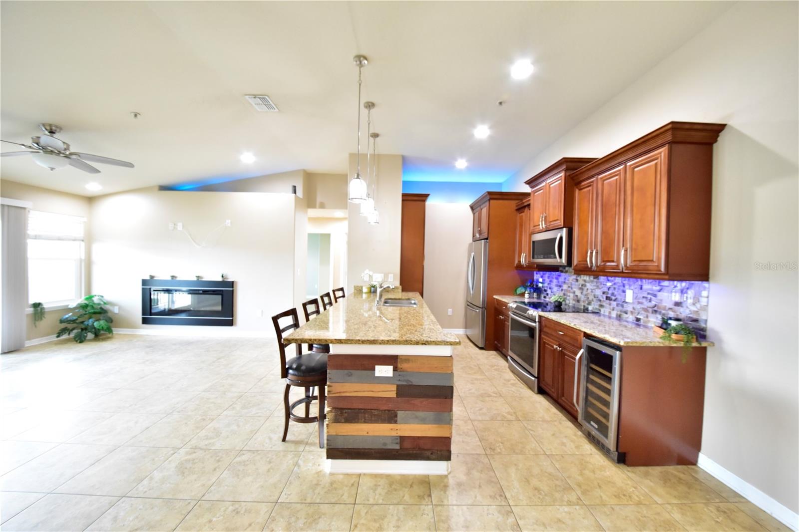6420 Banyan Unit 303, New Port Richey, FL 34652