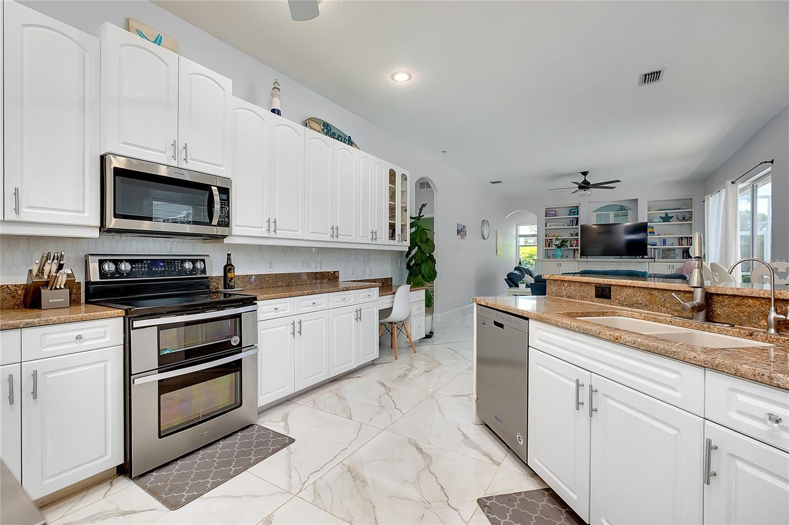 360 Cedarbrook, Venice, FL 34292
