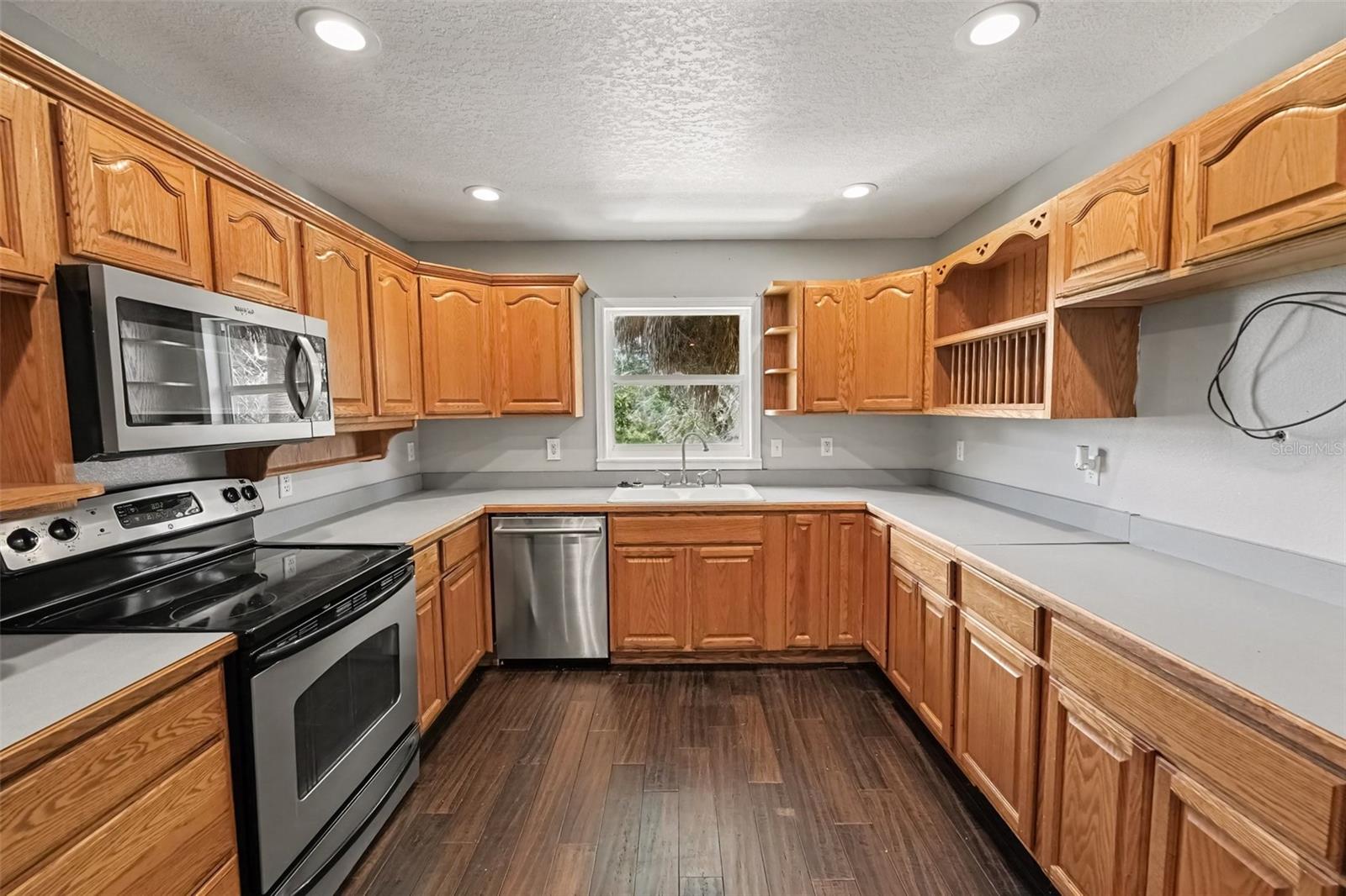 1740 Bayshore, Terra Ceia, FL 34250