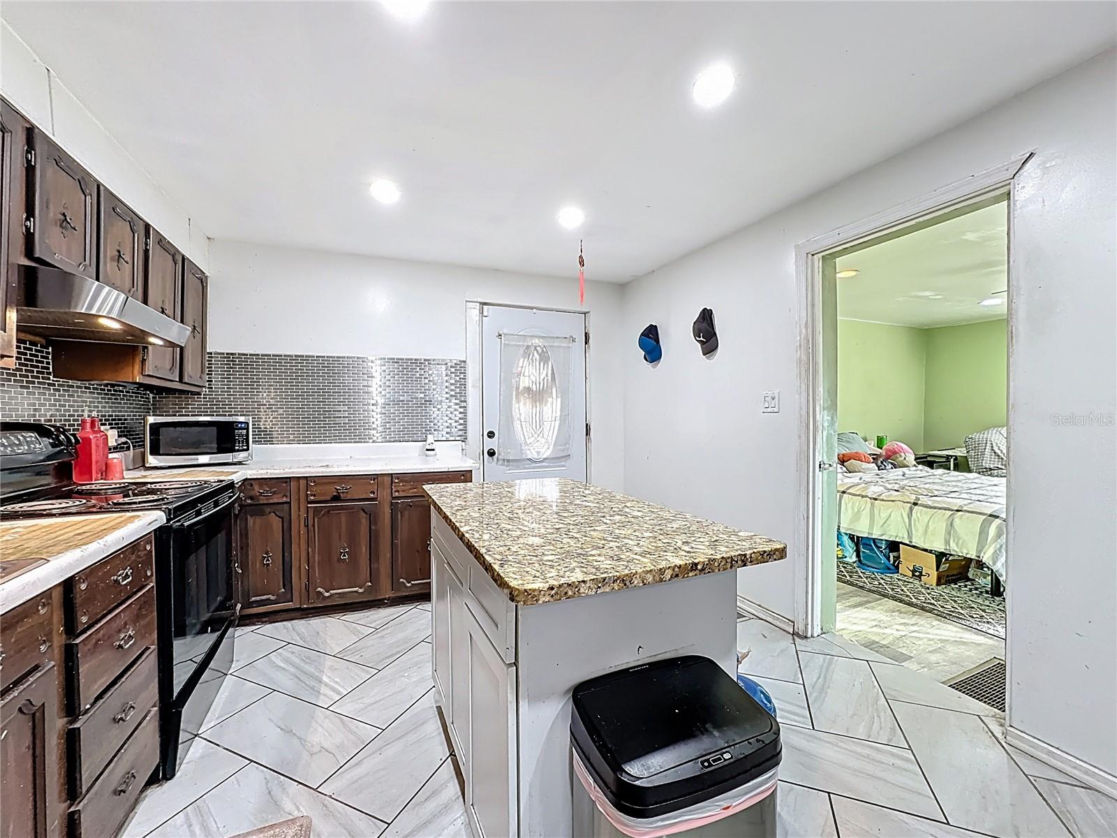7717 Clarcona Ocoee, Orlando, FL 32818