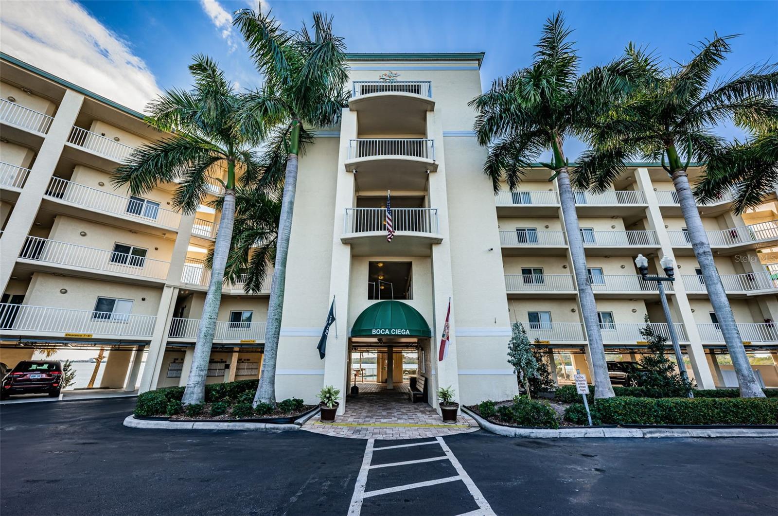 8800 Bay Pines Unit 303, St Petersburg, FL 33709
