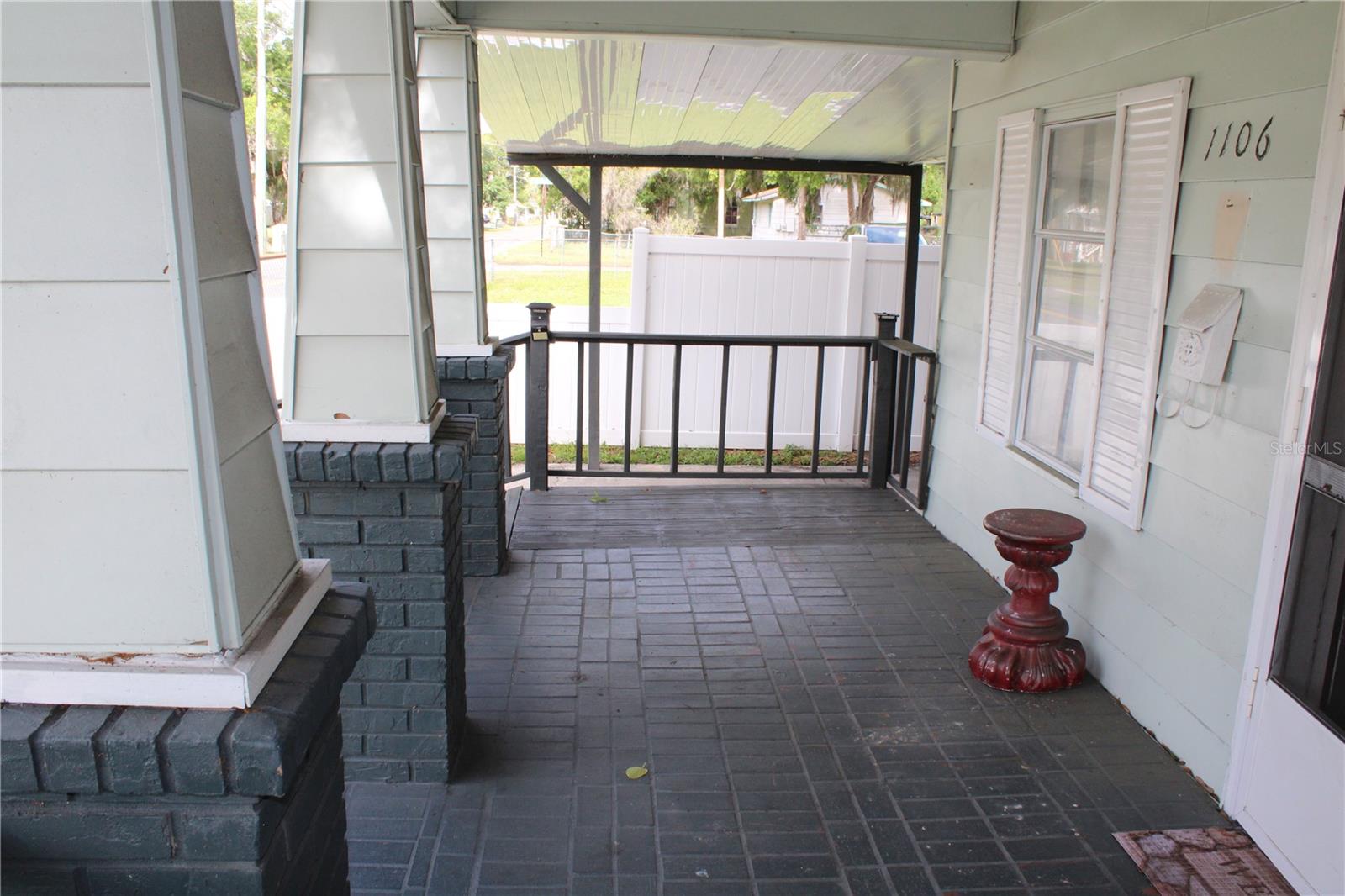 1106 Dr Martin Luther King Jr, Plant City, FL 33563