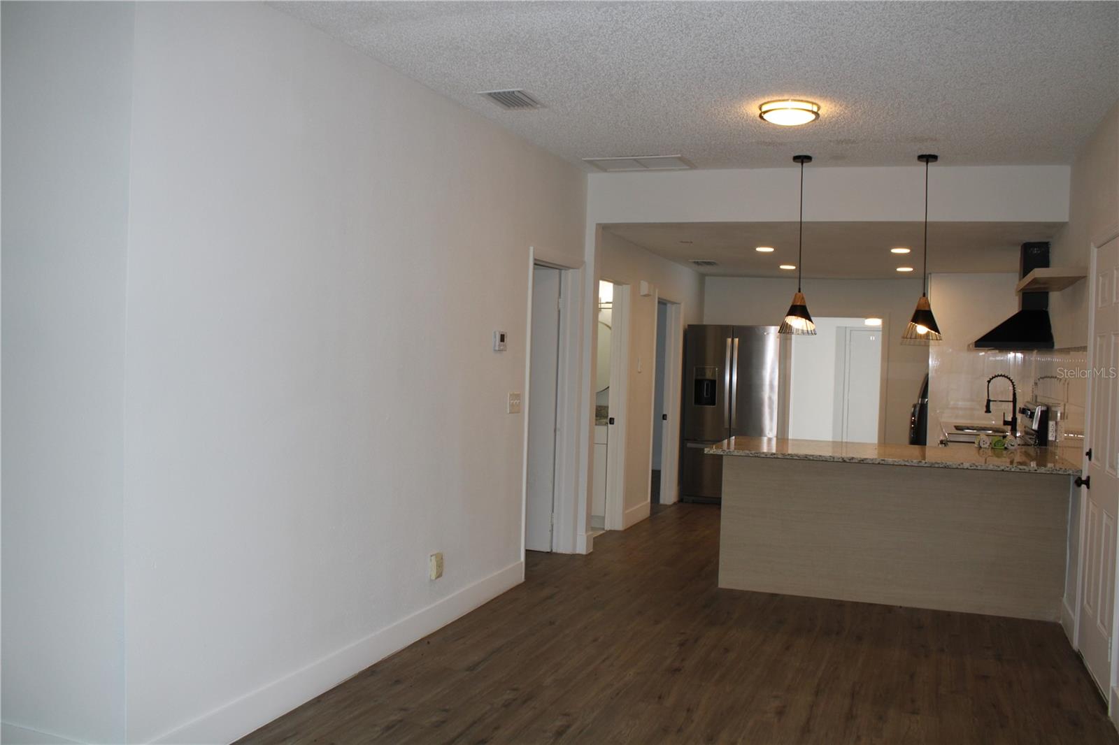 1106 Dr Martin Luther King Jr, Plant City, FL 33563