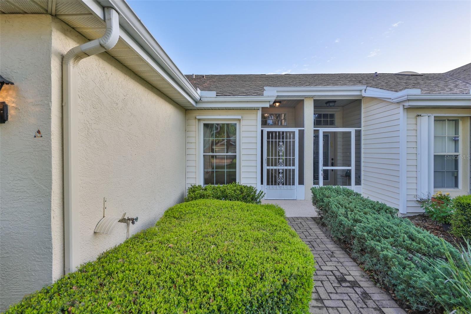 2020 Nantucket, Sun City Center, FL 33573