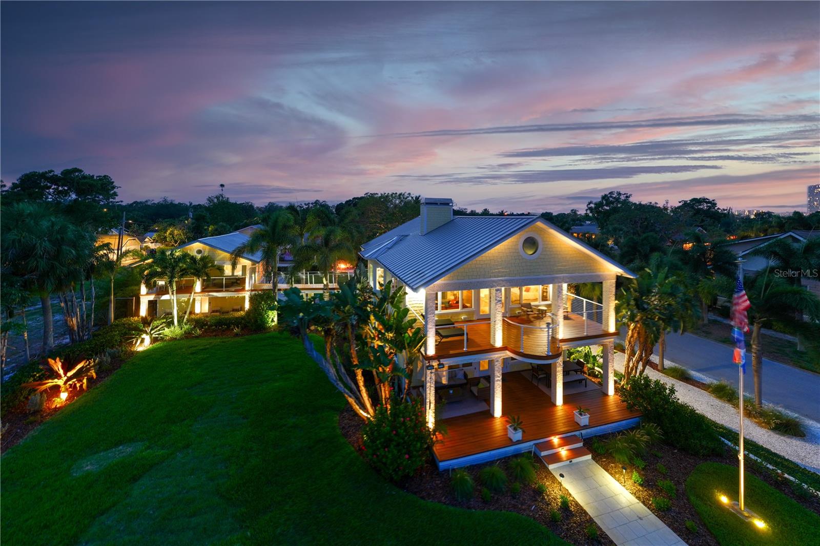 1803 Beach, St Petersburg, FL 33705