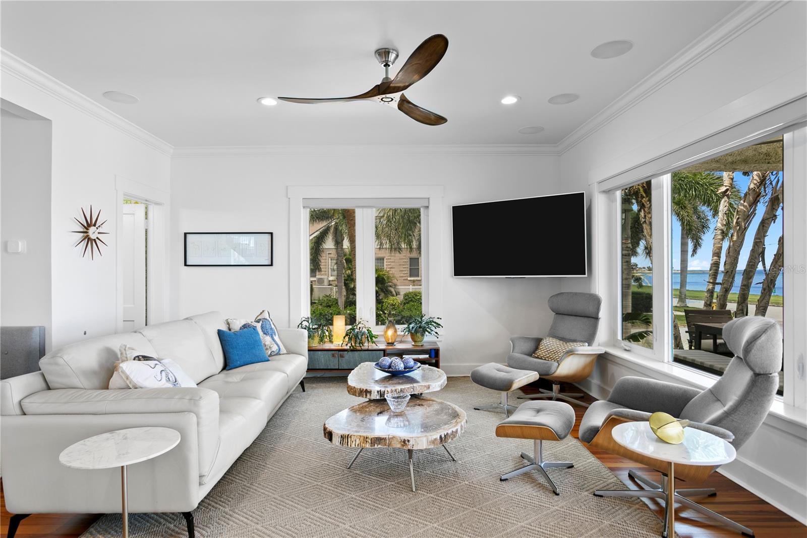1803 Beach, St Petersburg, FL 33705