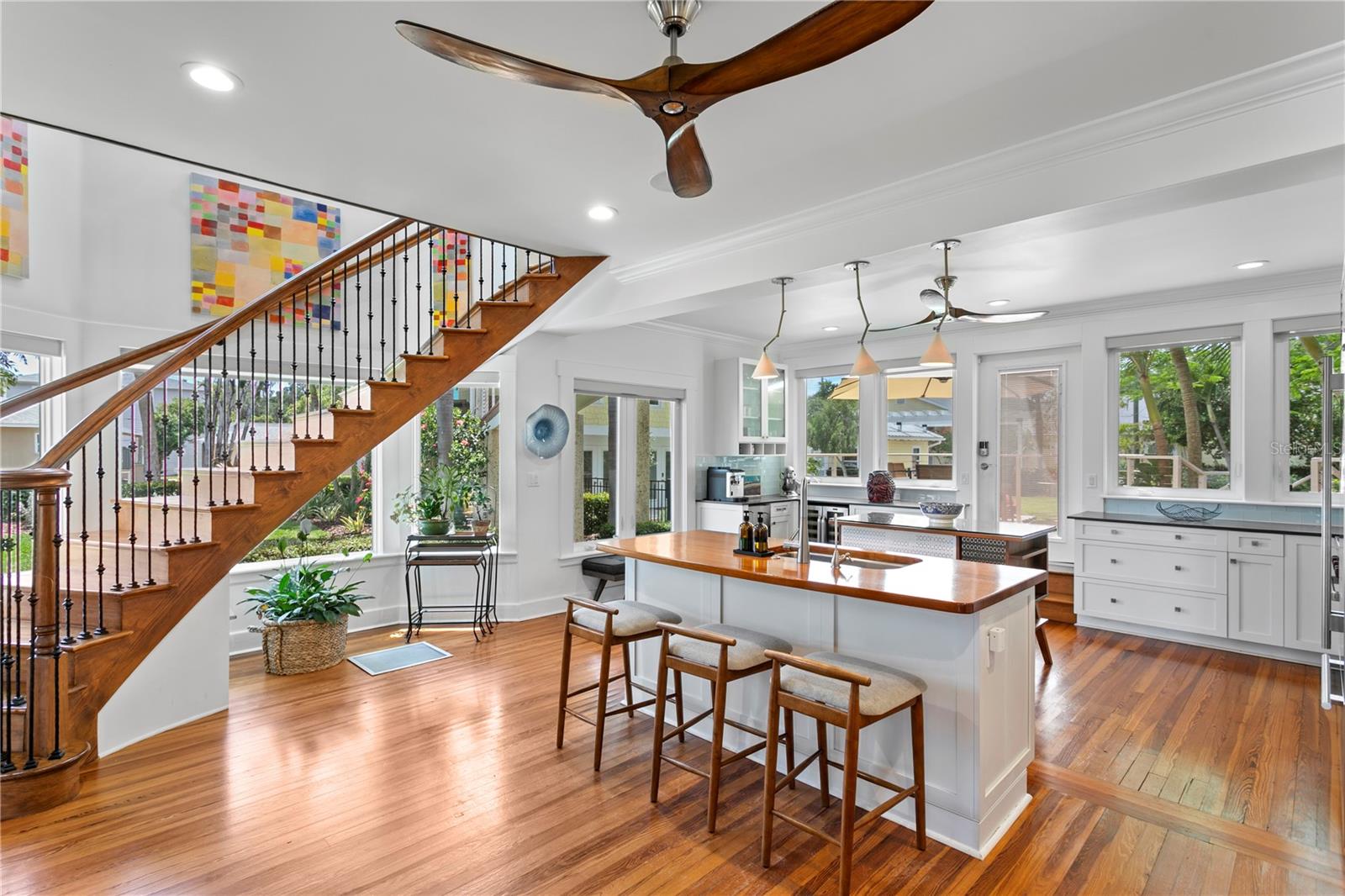 1803 Beach, St Petersburg, FL 33705