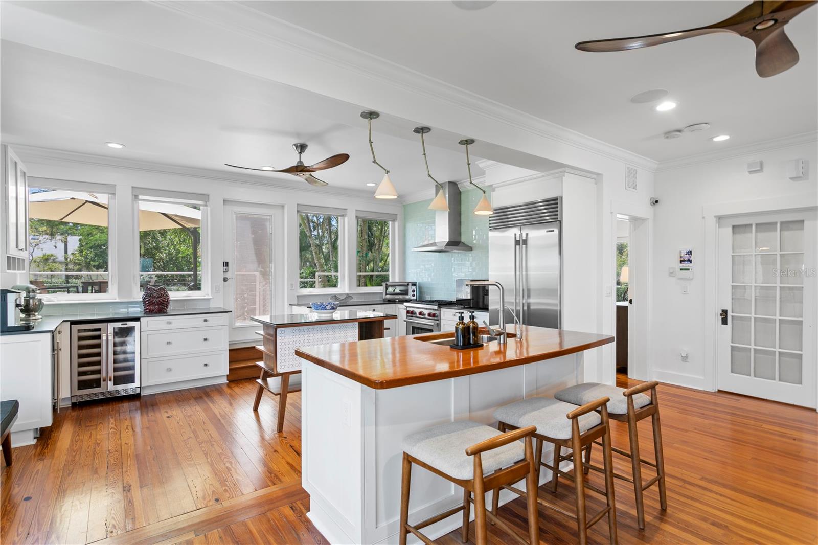 1803 Beach, St Petersburg, FL 33705