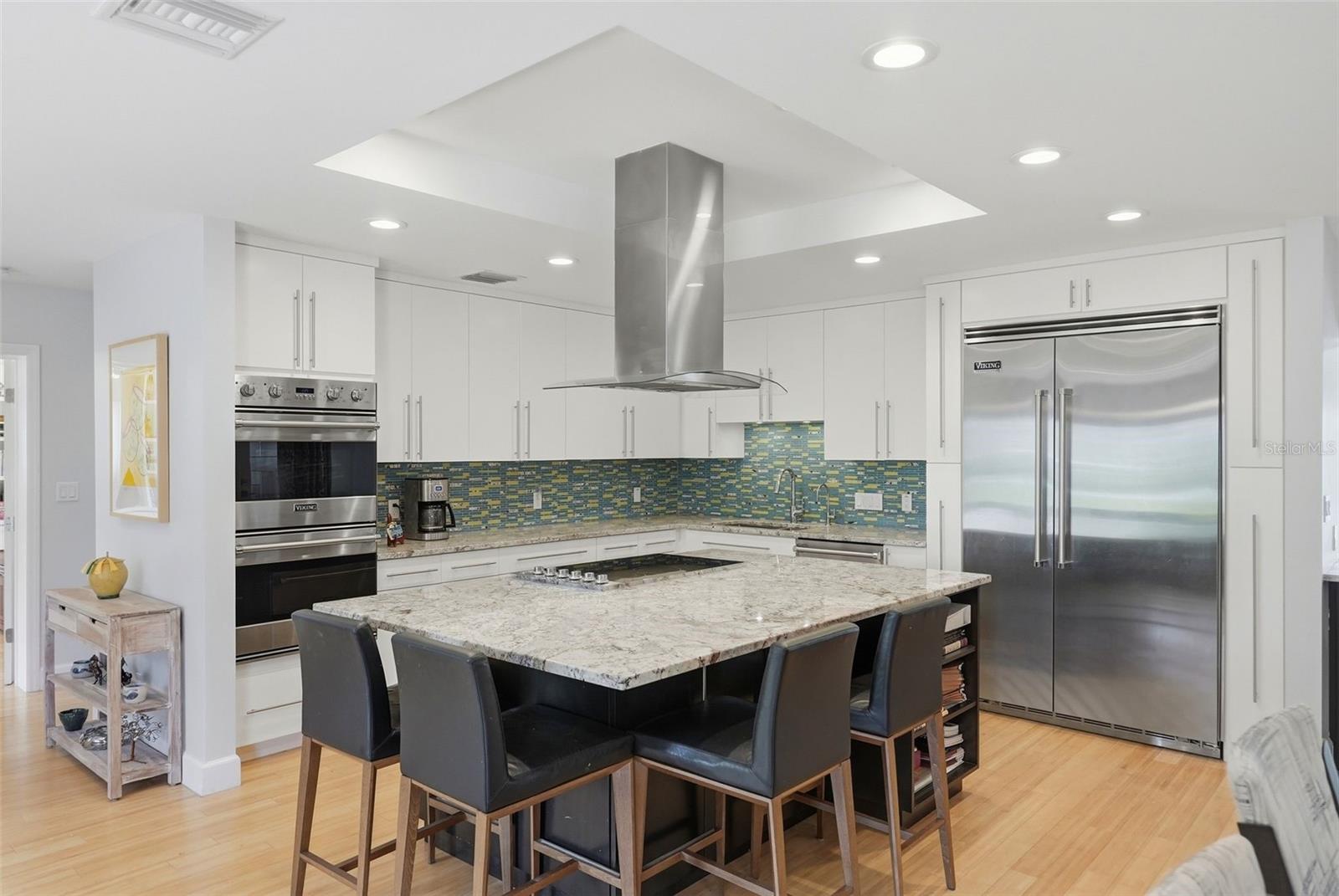 125 23rd, St Petersburg, FL 33704