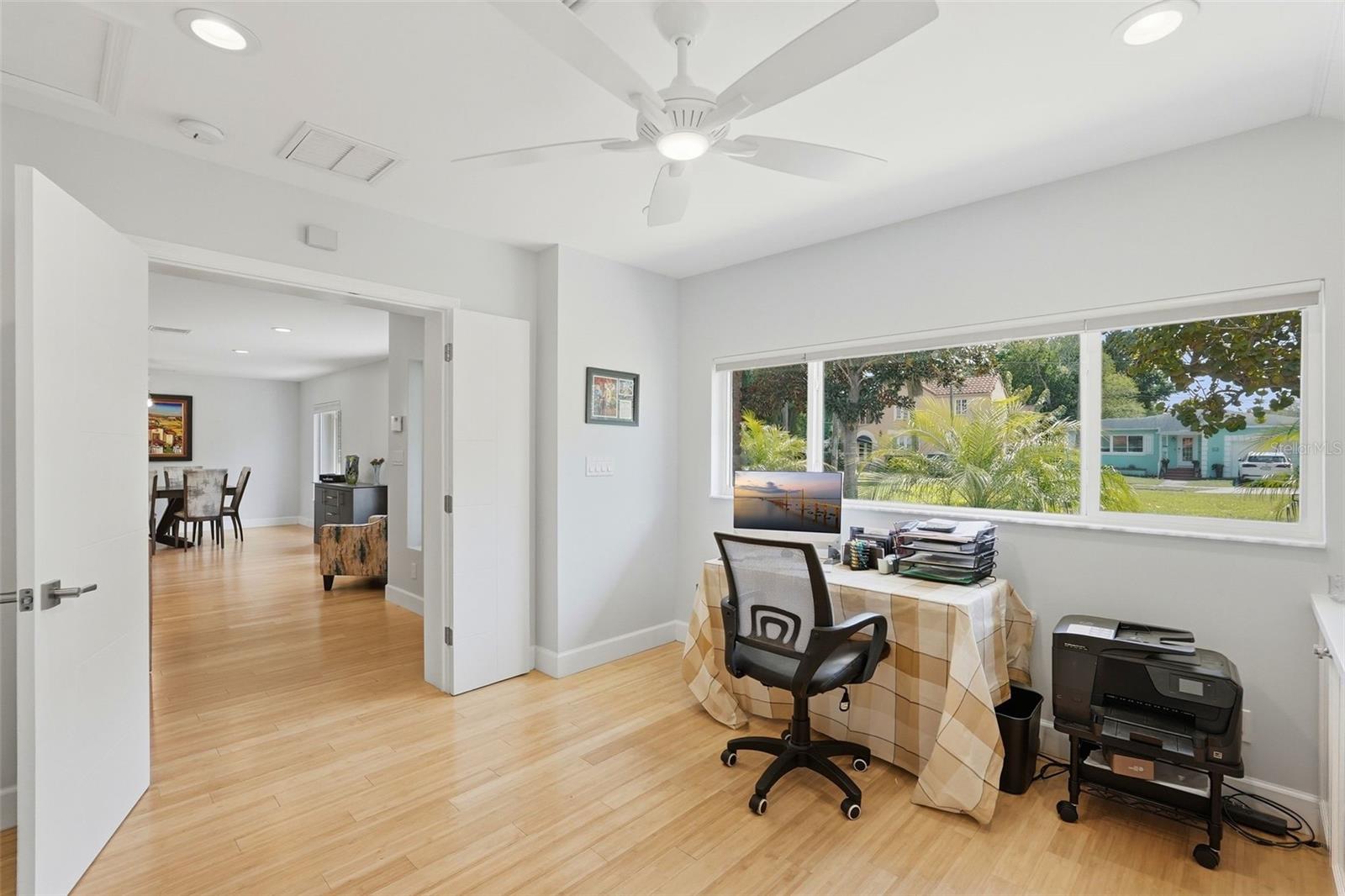 125 23rd, St Petersburg, FL 33704