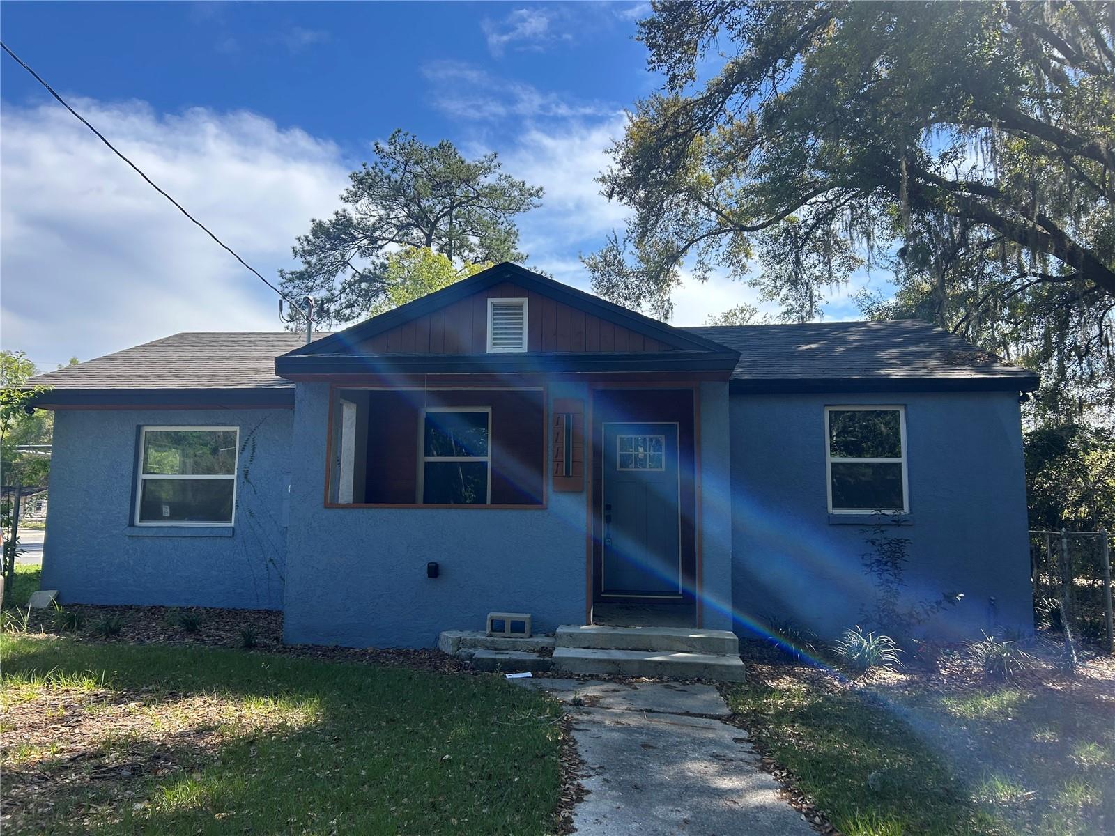 1111 6th, Gainesville, FL 32601