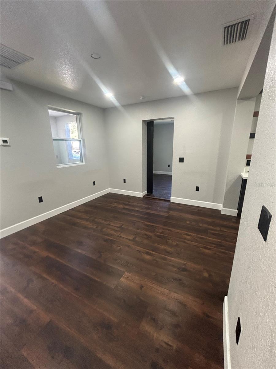 1111 6th, Gainesville, FL 32601