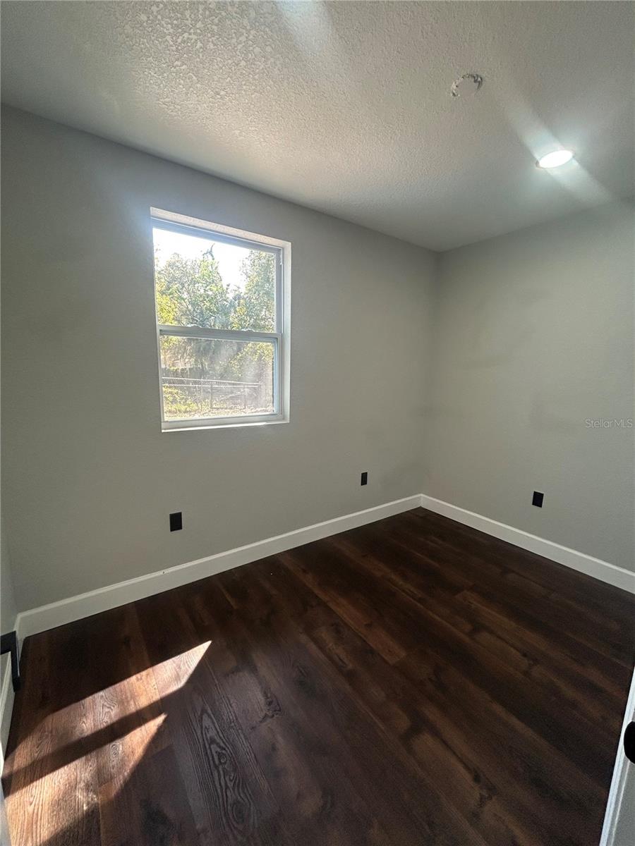 1111 6th, Gainesville, FL 32601