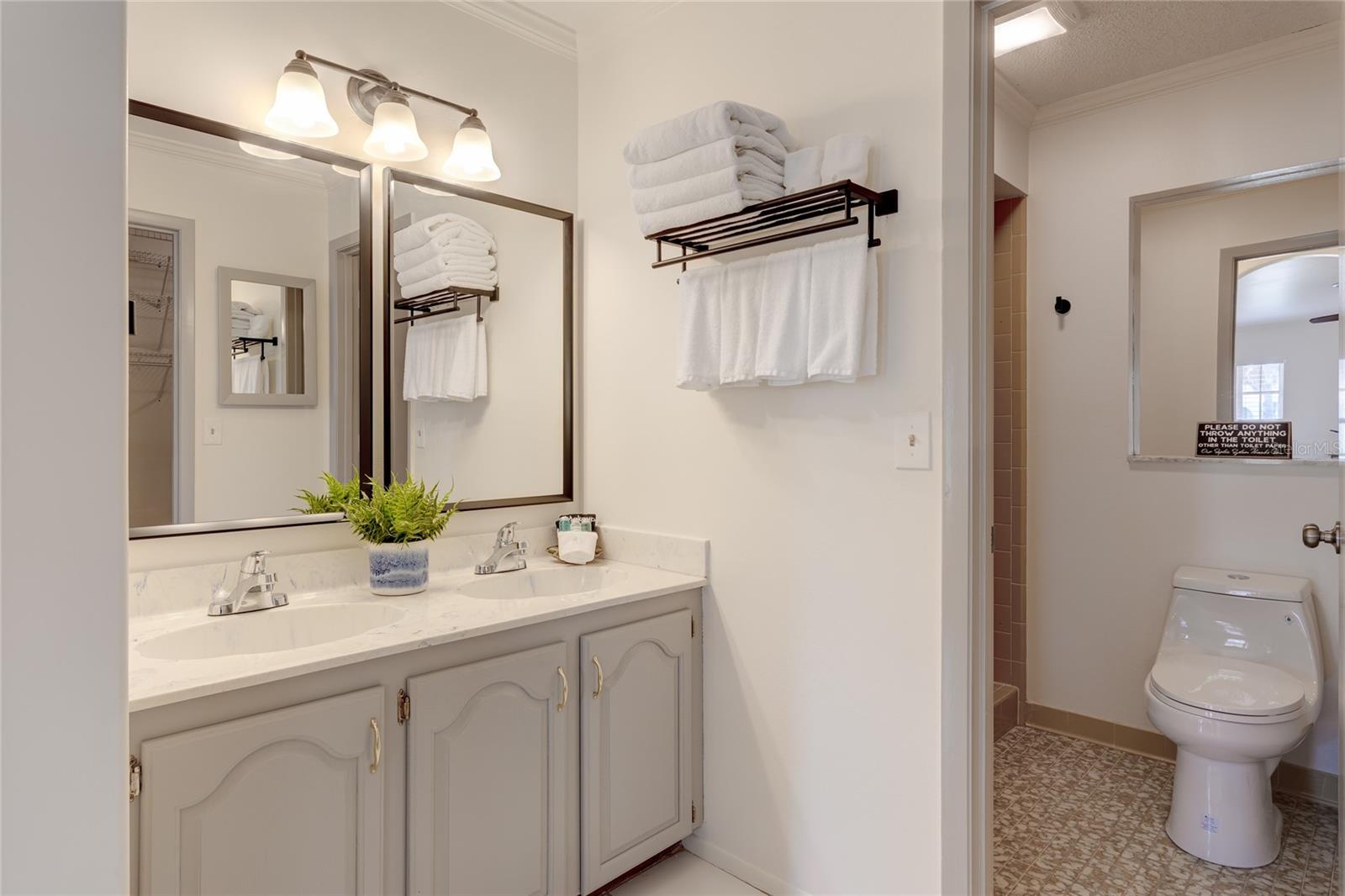 231 Caddy, Rotonda West, FL 33947