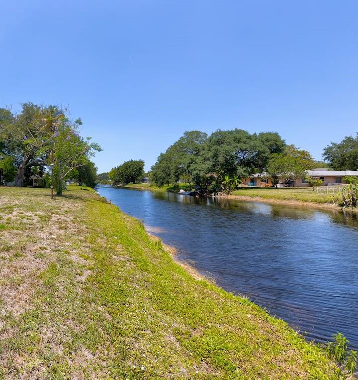 231 Caddy, Rotonda West, FL 33947