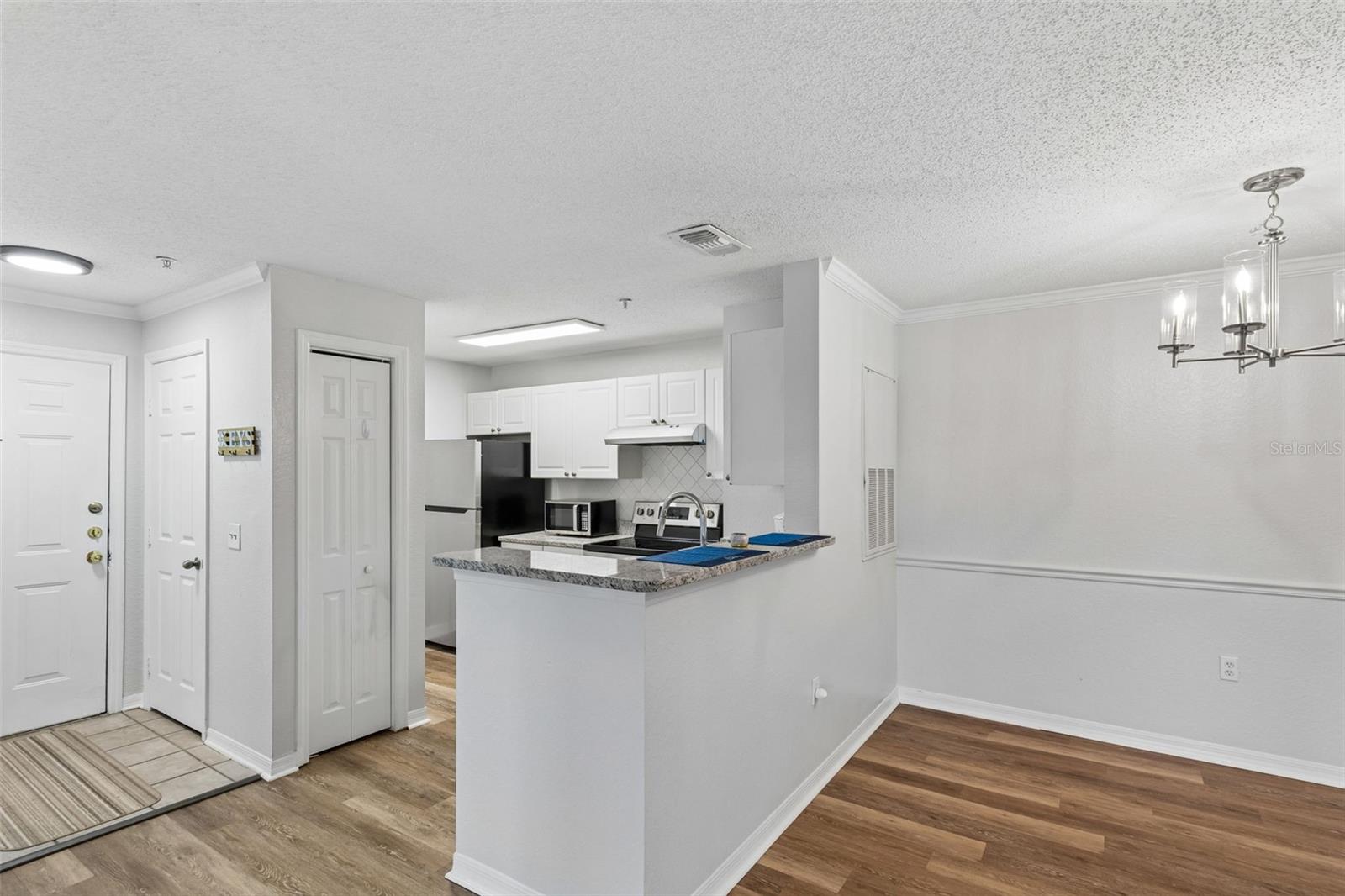 18001 Richmond Place Unit 1030, Tampa, FL 33647
