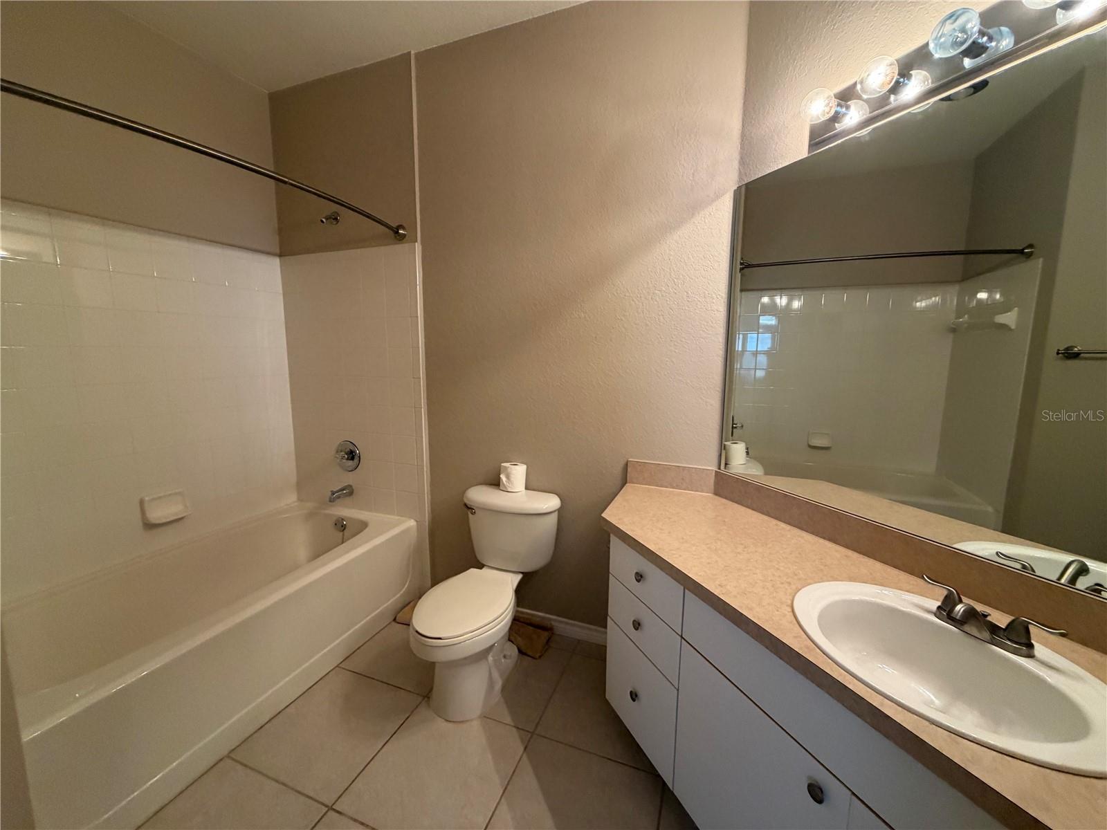 4333 Bayside Village Unit 229, Tampa, FL 33615