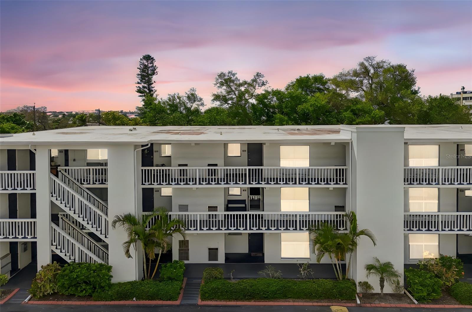2944 Bay Unit 106, Belleair Bluffs, FL 33770