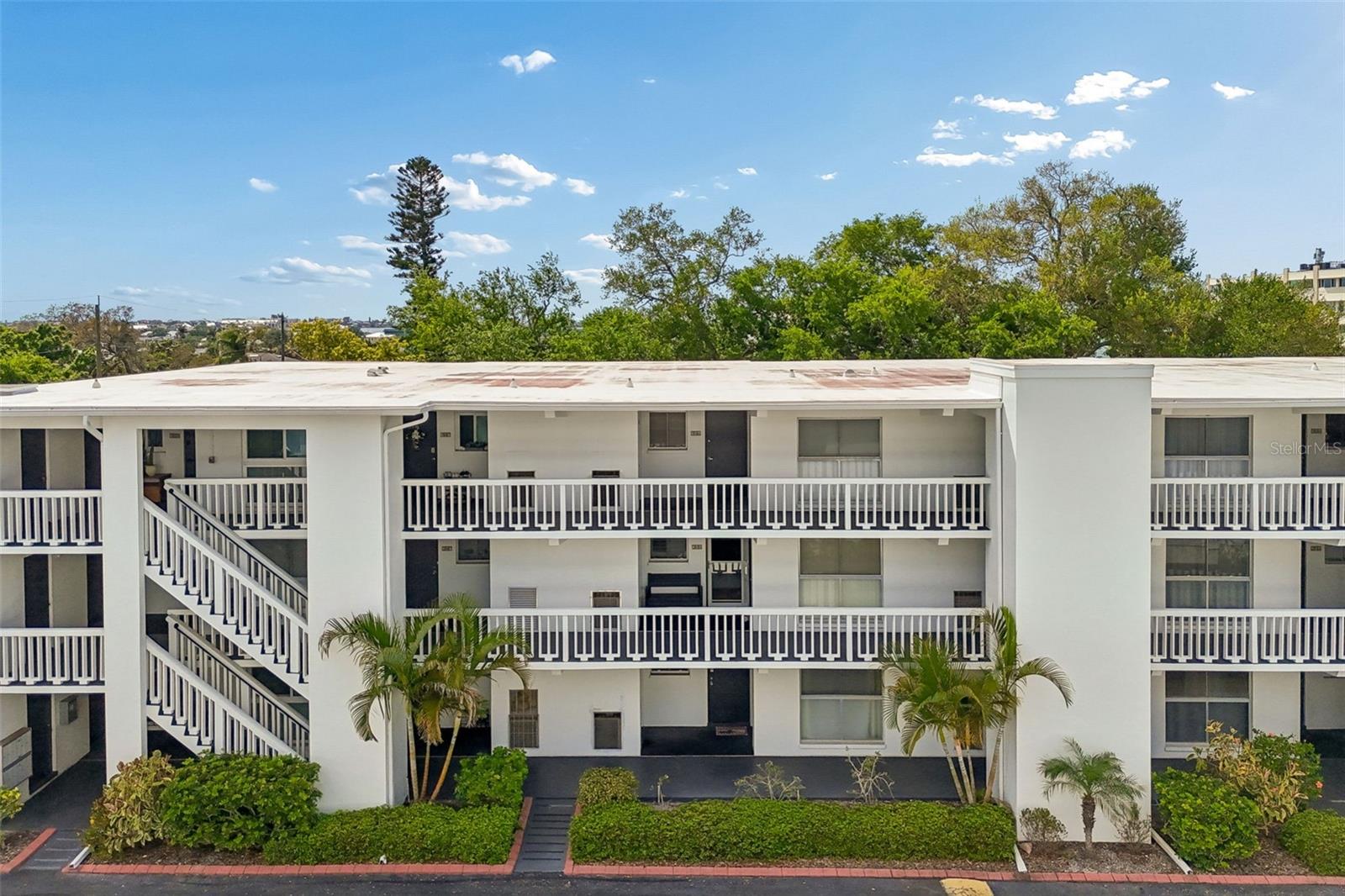 2944 Bay Unit 106, Belleair Bluffs, FL 33770
