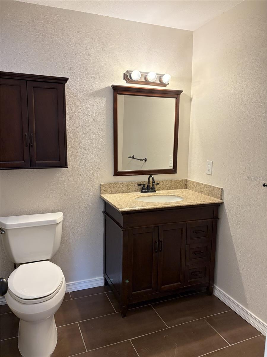 3156 Valley Oaks Unit 614, Tampa, FL 33618