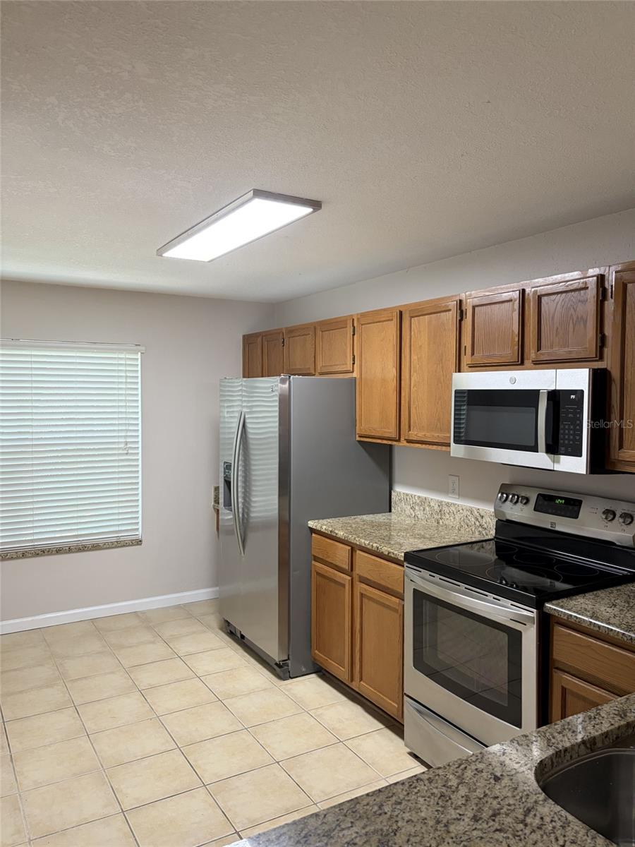 3156 Valley Oaks Unit 614, Tampa, FL 33618