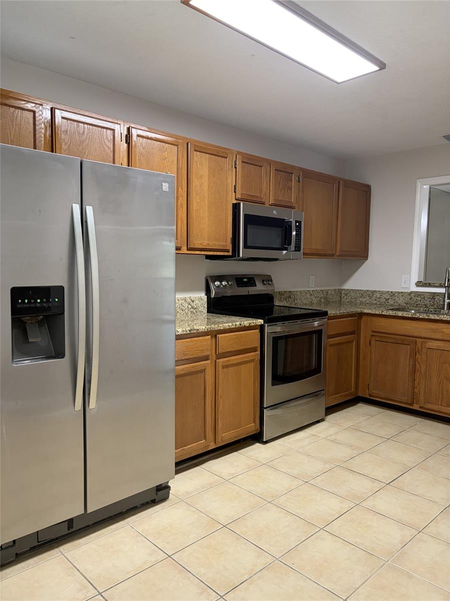 3156 Valley Oaks Unit 614, Tampa, FL 33618