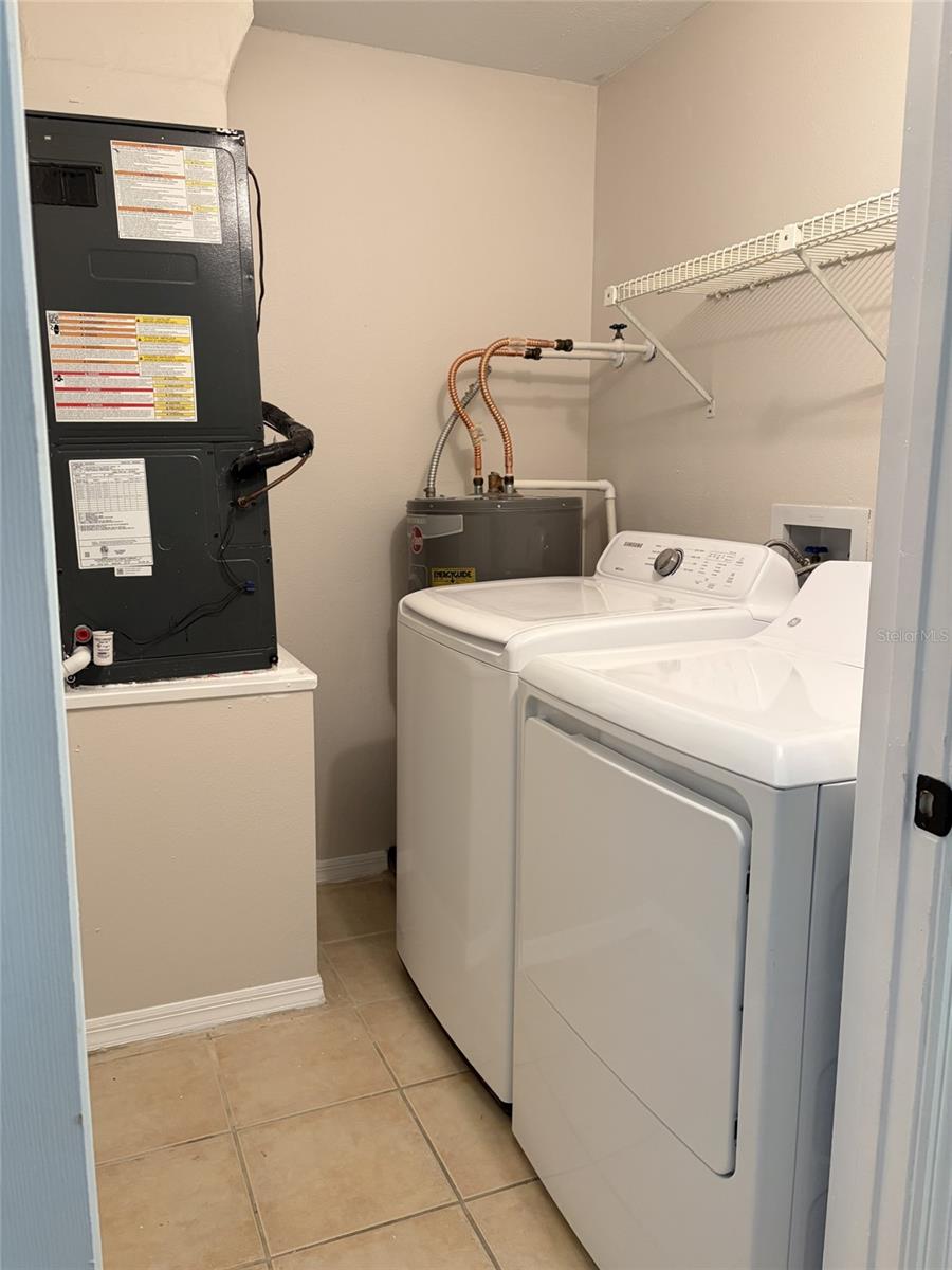 3156 Valley Oaks Unit 614, Tampa, FL 33618
