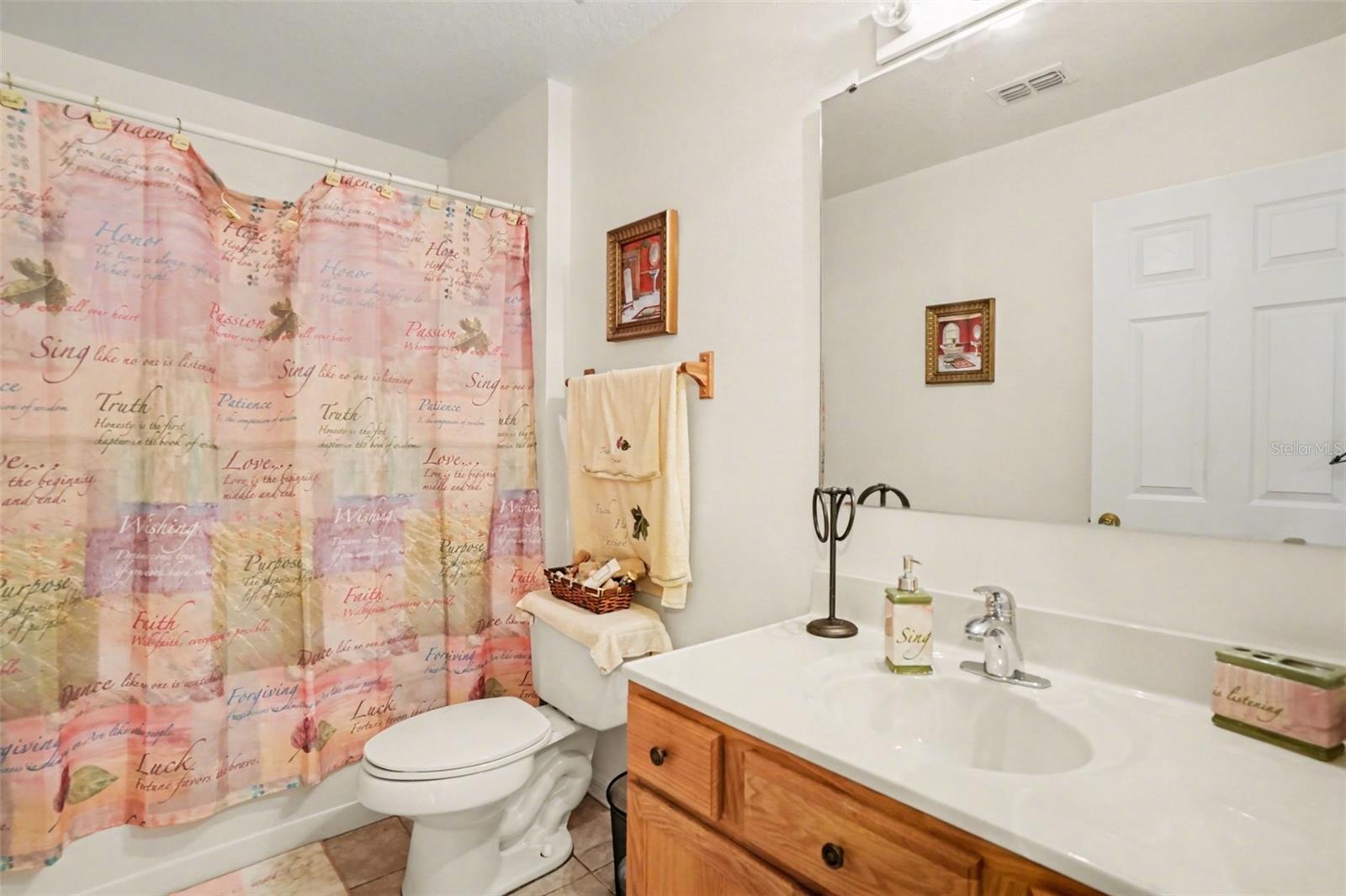720 Valrico Hills, Valrico, FL 33594