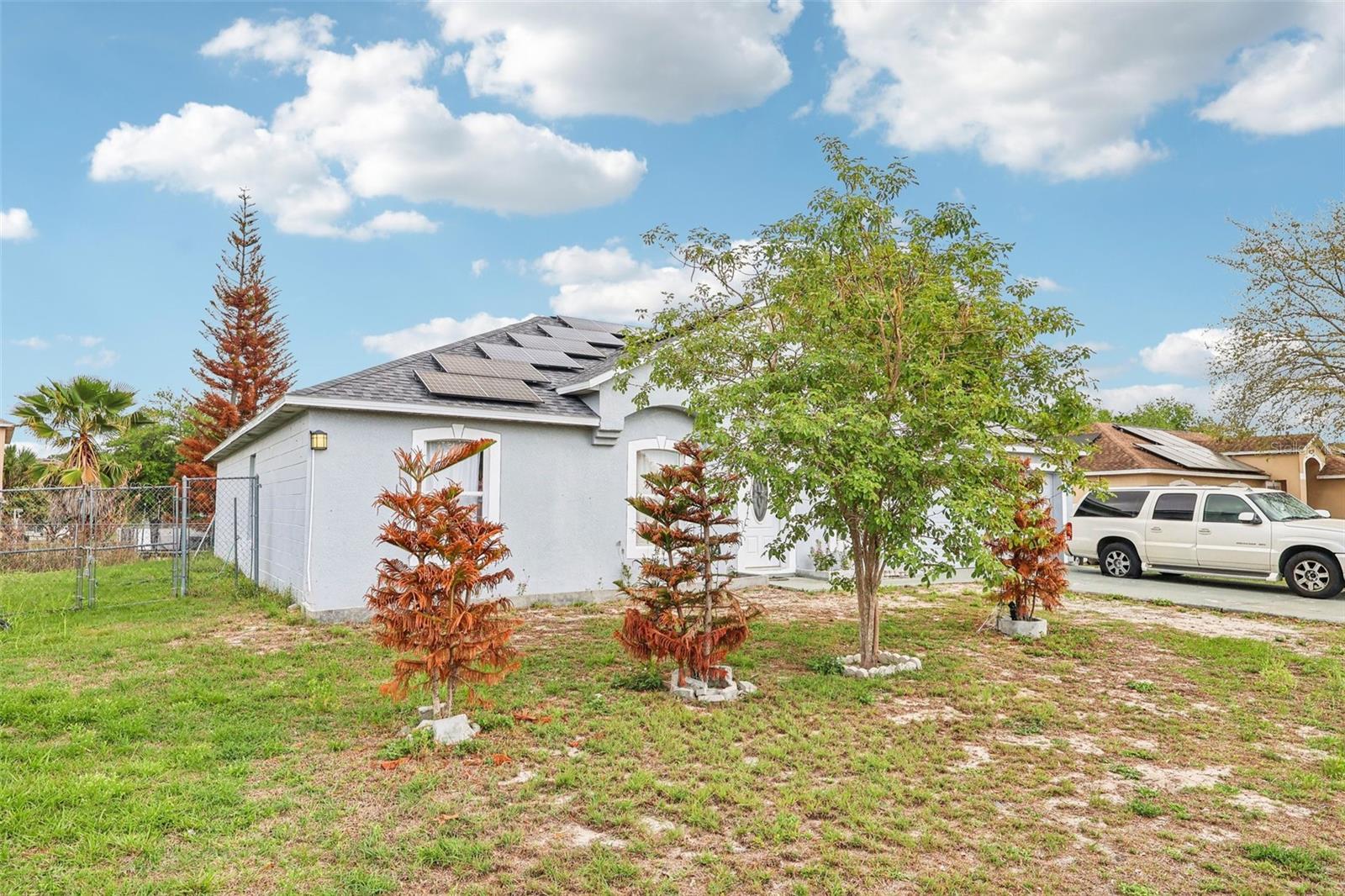 42 Inconnu Dr, Poinciana, FL 34759