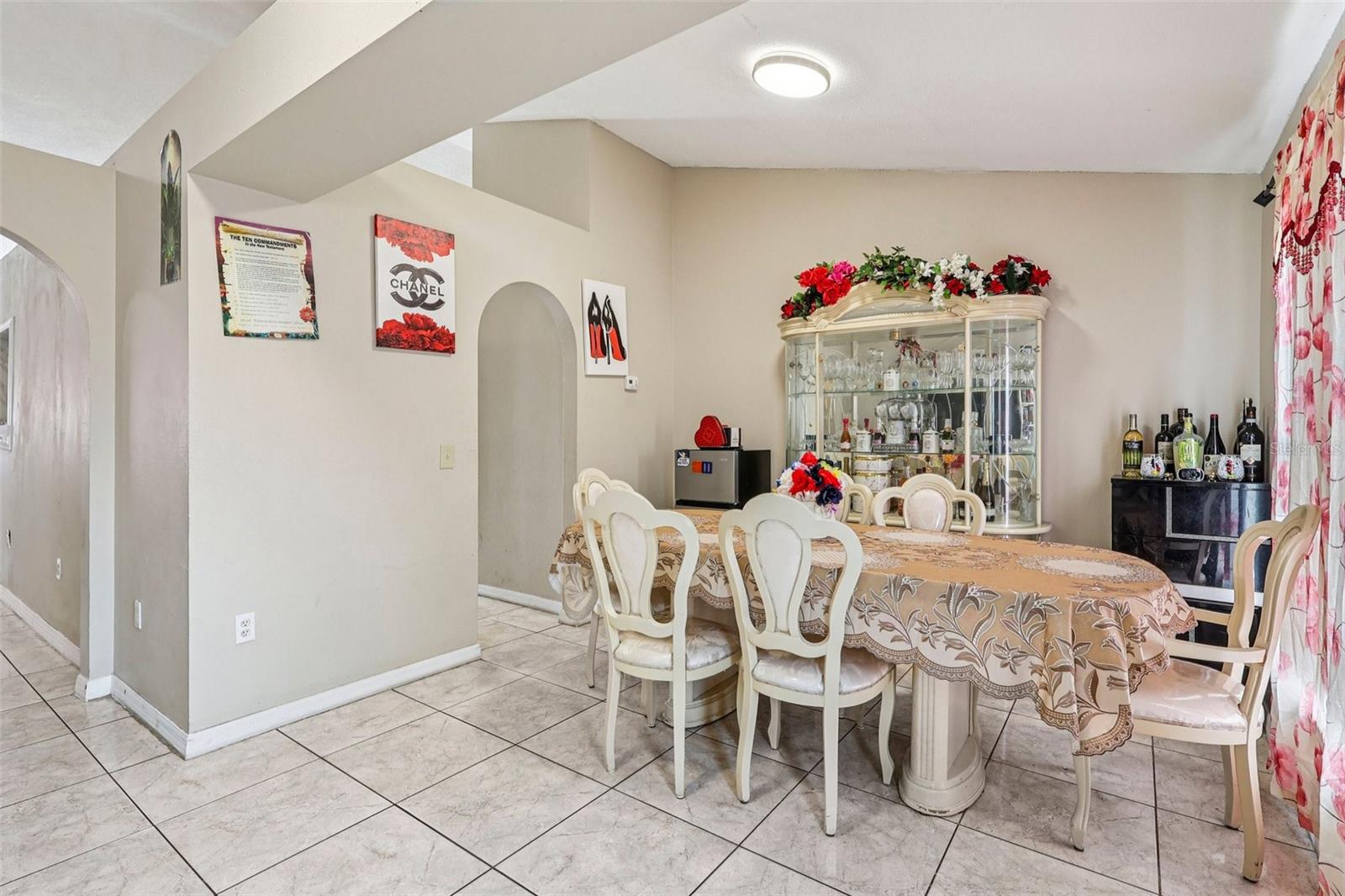 42 Inconnu Dr, Poinciana, FL 34759