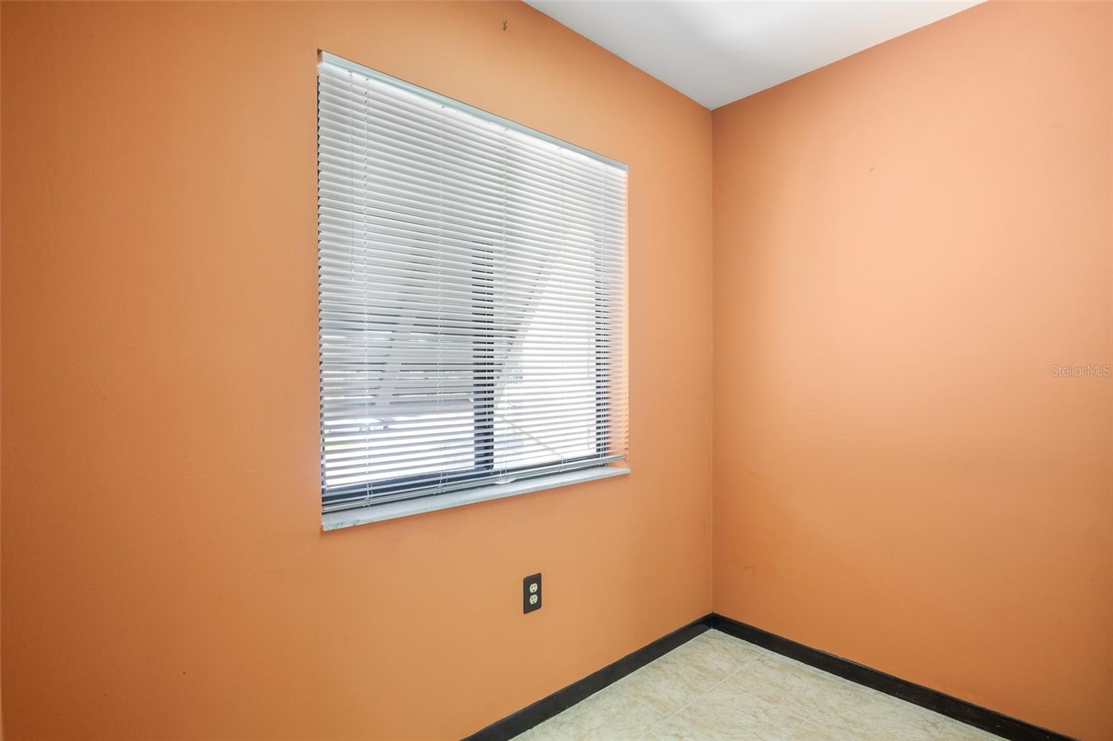 4623 Longwater Chase Unit 112 Bldg J, Sarasota, FL 34235