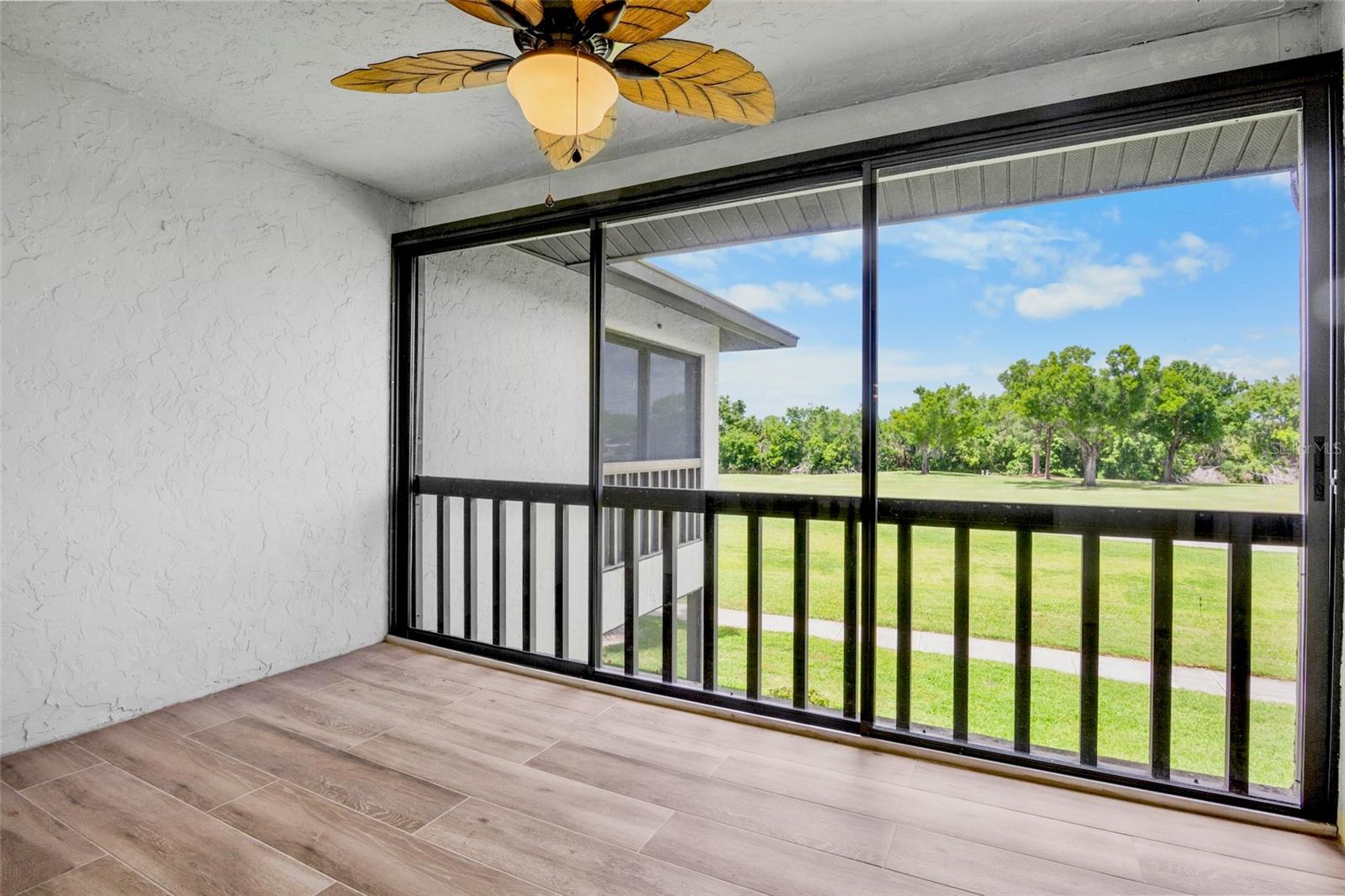 4623 Longwater Chase Unit 112 Bldg J, Sarasota, FL 34235
