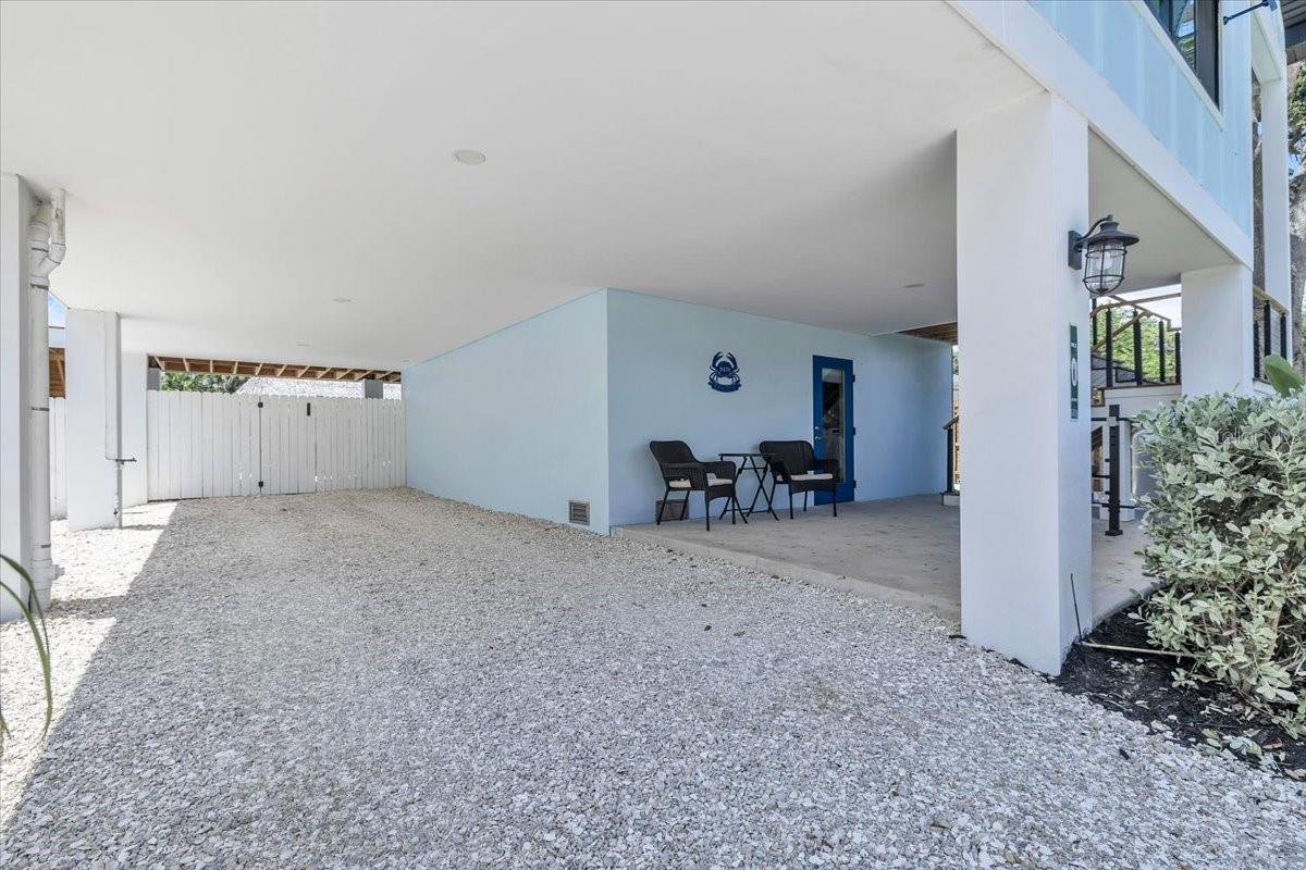 9470 Colony, North Fort Myers, FL 33917