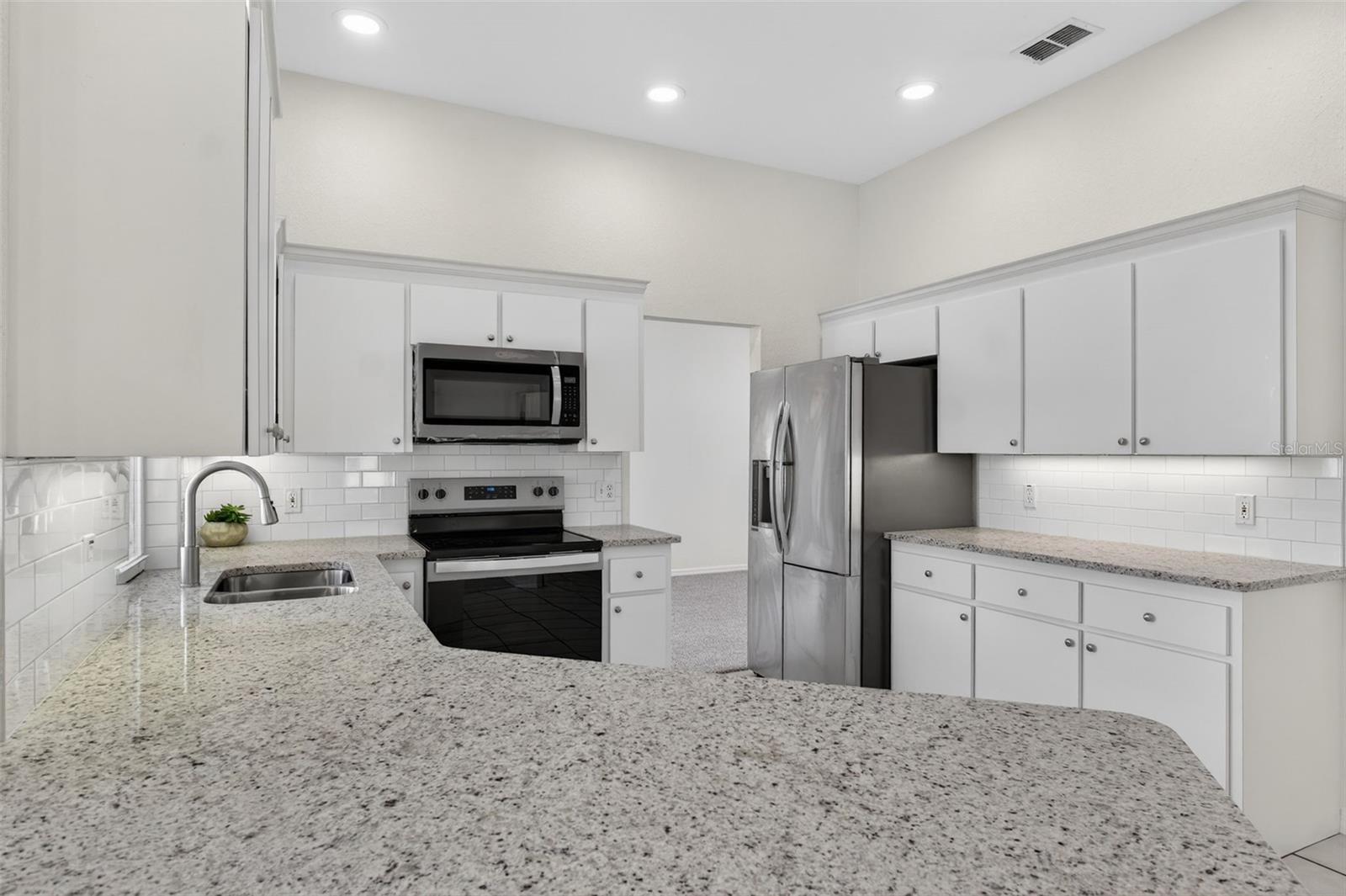 131 Ruby Lake, Winter Haven, FL 33884