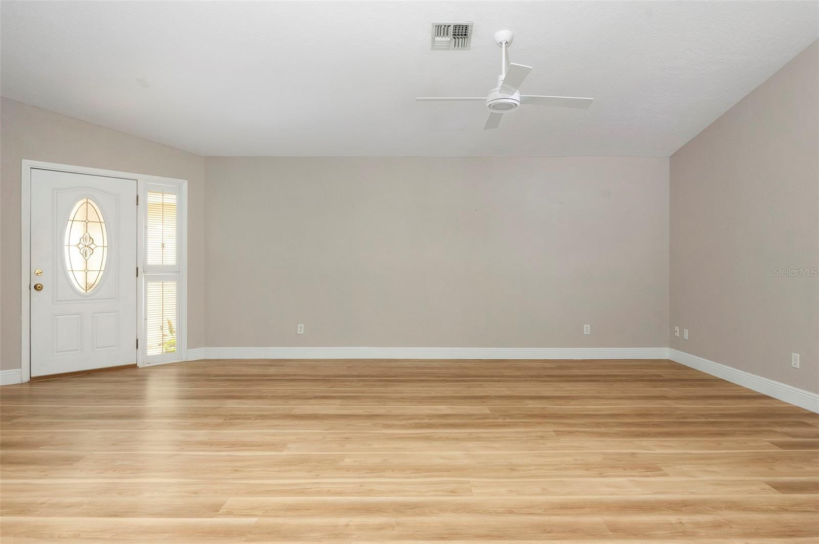 491 St Tropez, St Petersburg, FL 33703
