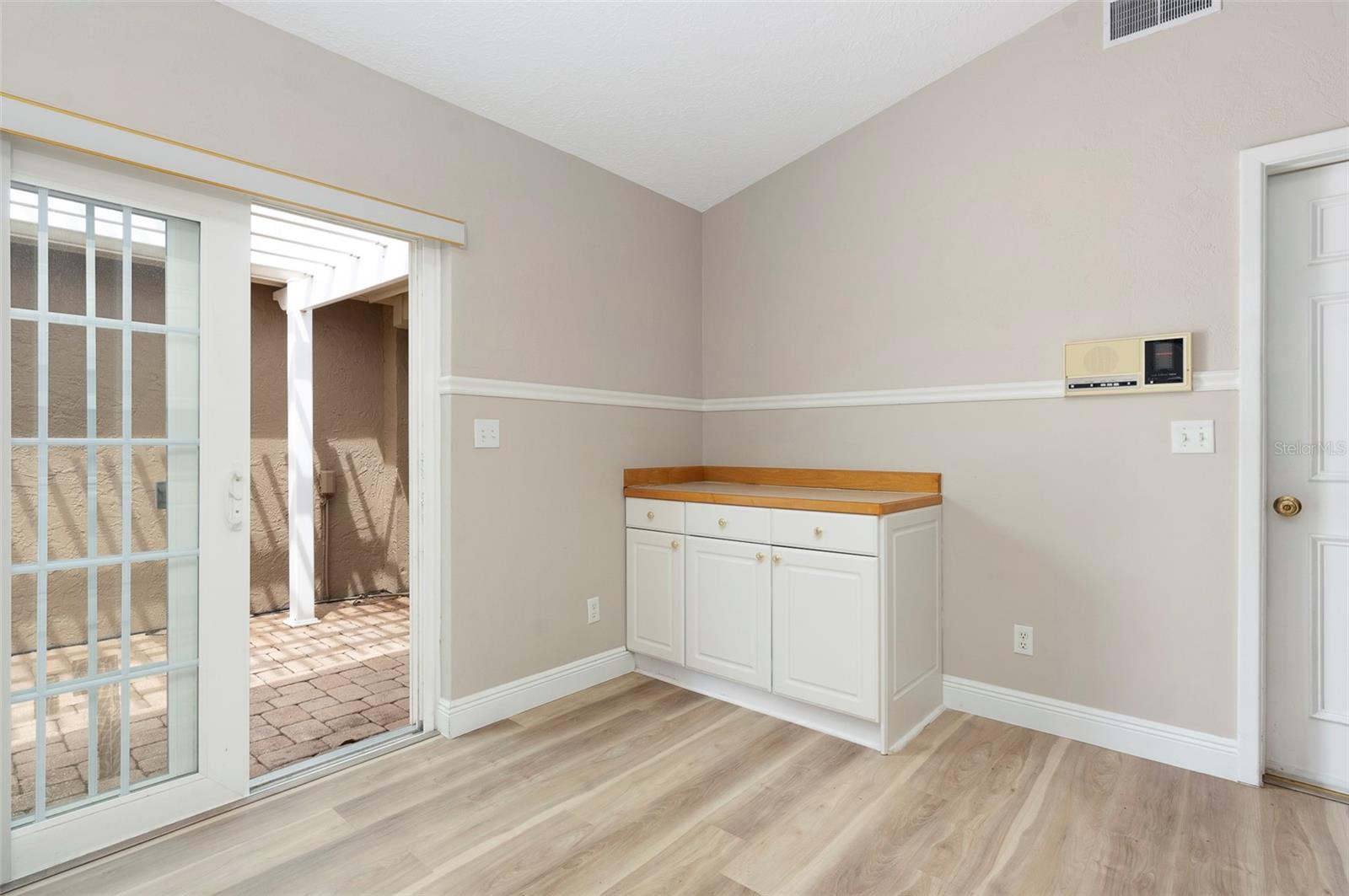 491 St Tropez, St Petersburg, FL 33703