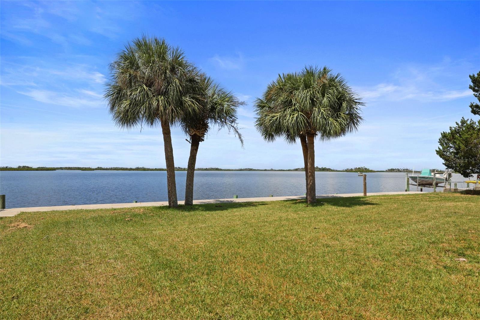 11930 Bayshore, Crystal River, FL 34429