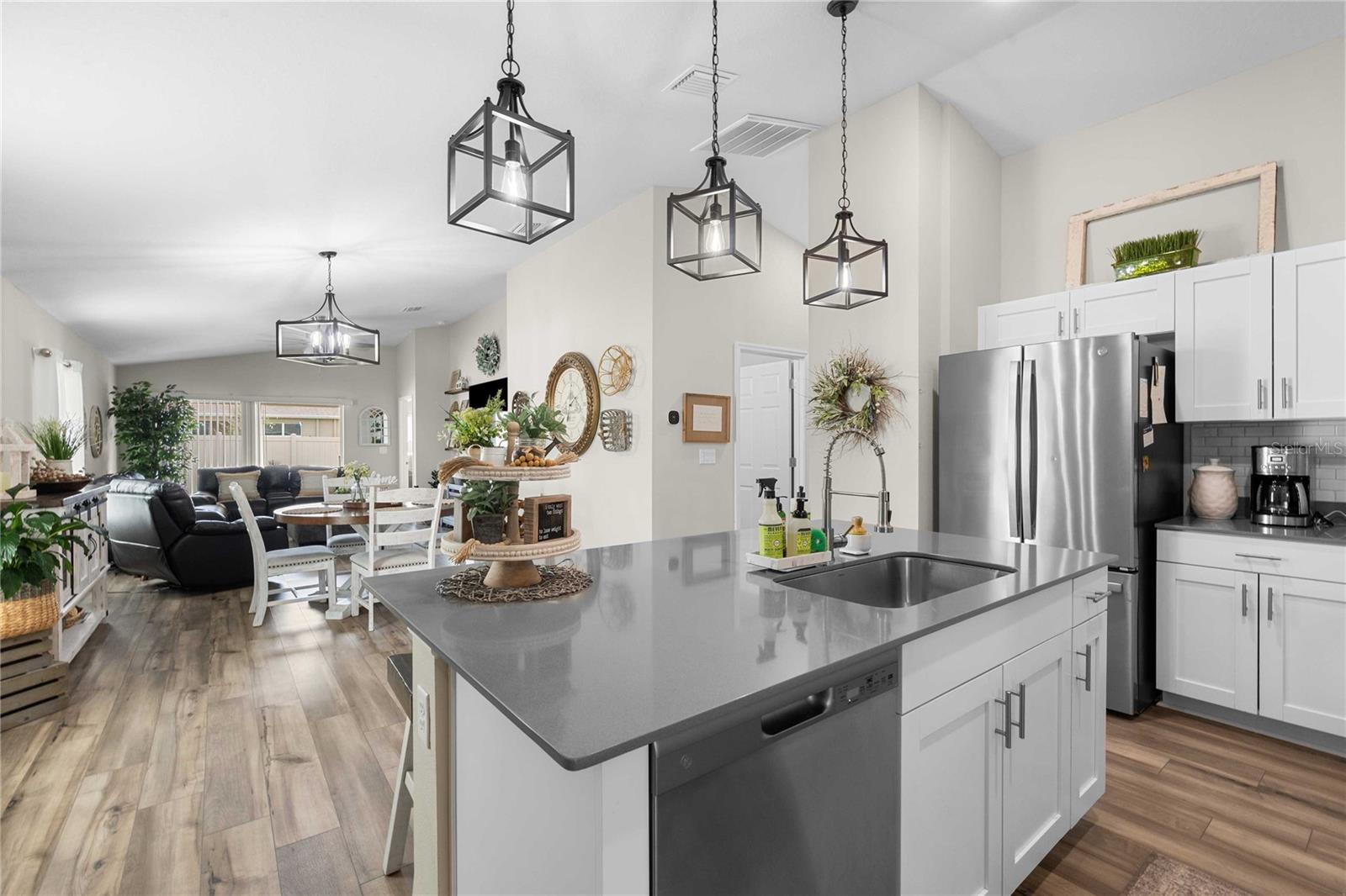 34102 Scarlet Sage, Wesley Chapel, FL 33545