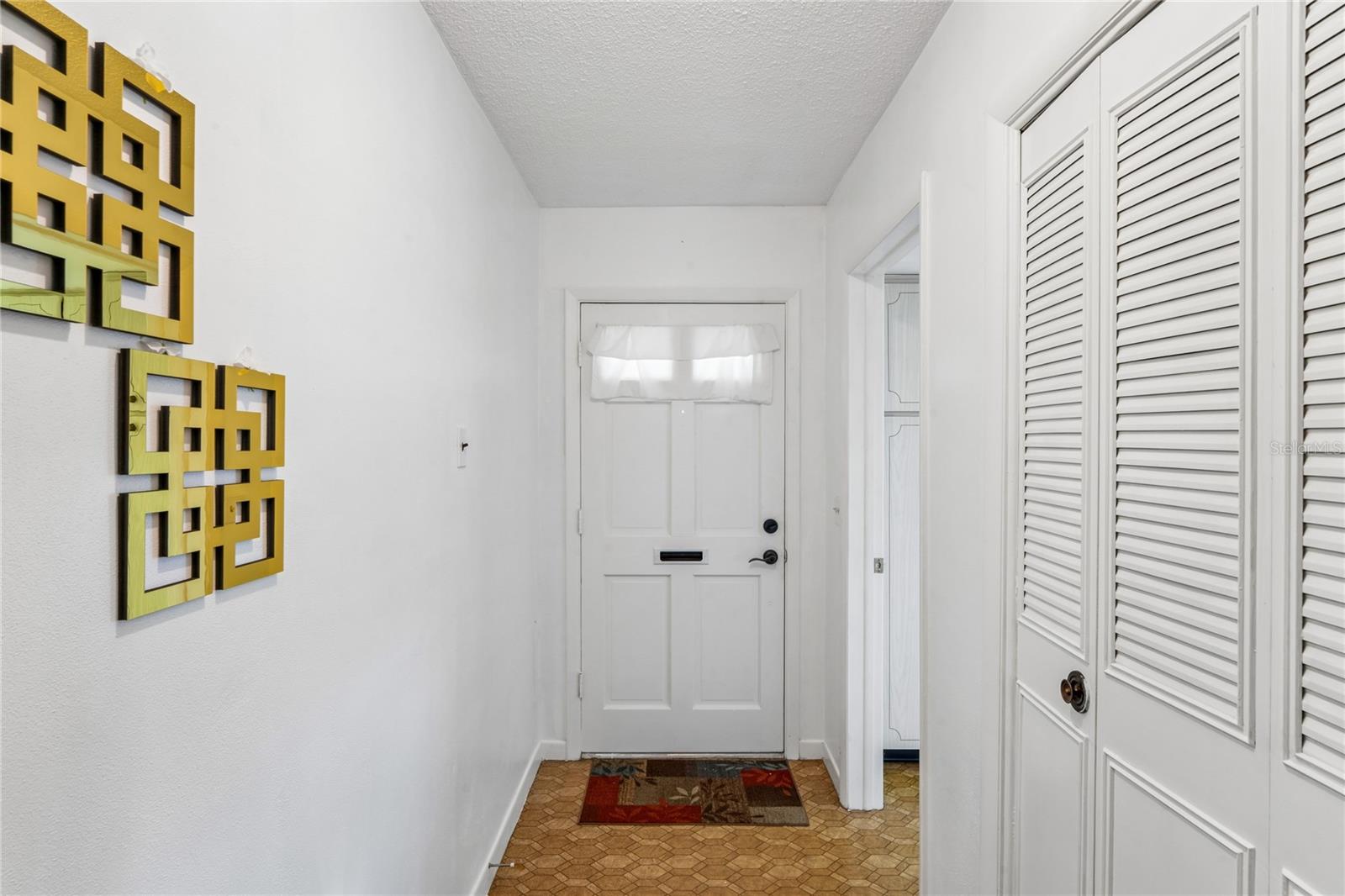 1611 Lake Unit 1, Clearwater, FL 33756