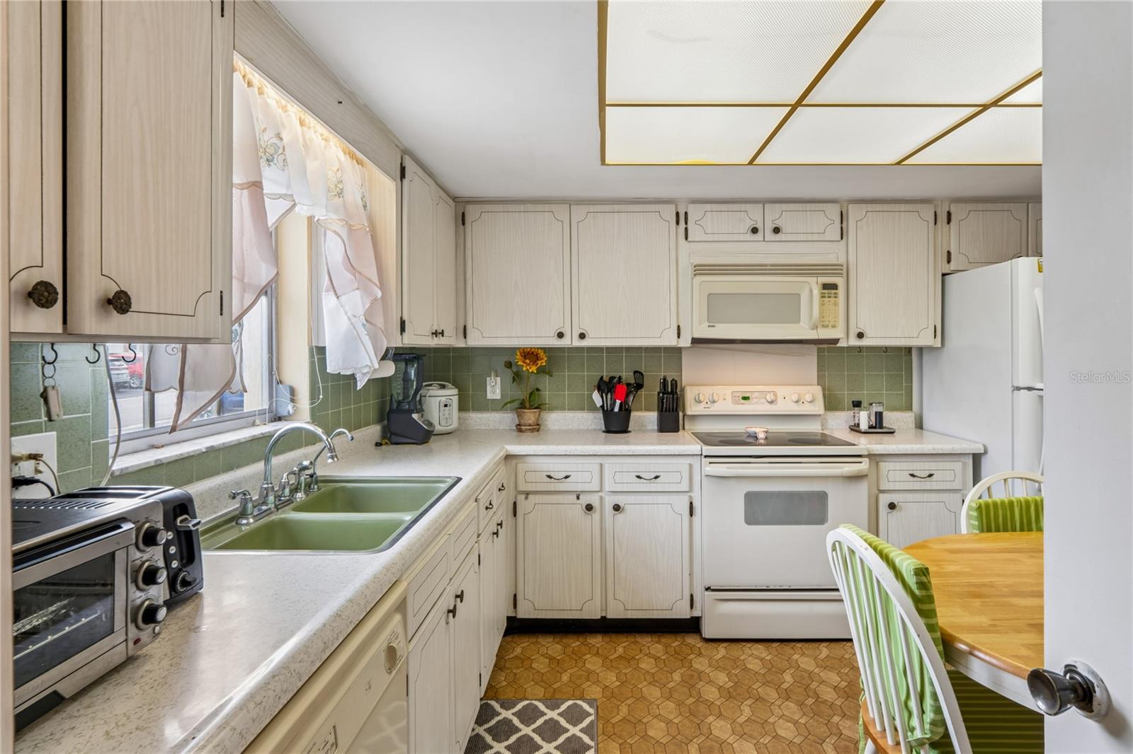 1611 Lake Unit 1, Clearwater, FL 33756