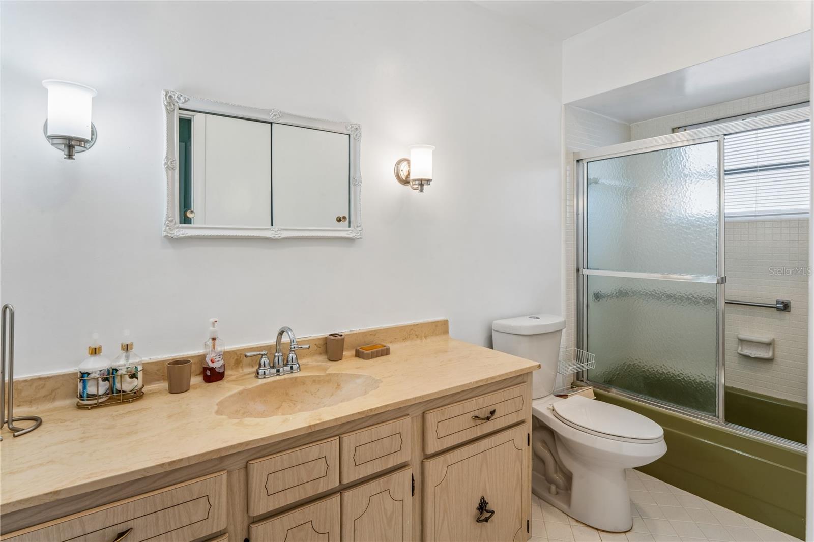 1611 Lake Unit 1, Clearwater, FL 33756